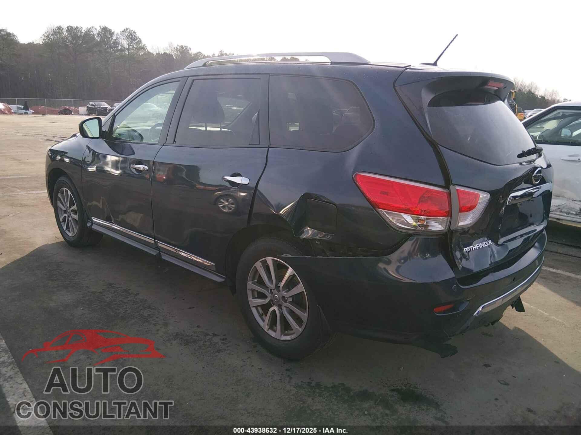 NISSAN PATHFINDER 2016 - 5N1AR2MN0GC656201