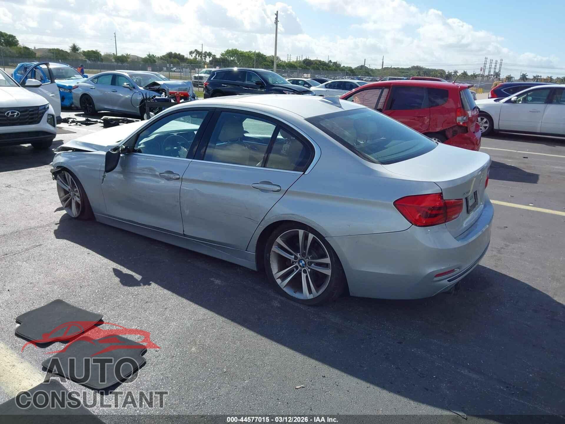BMW 330I 2017 - WBA8D9C38HA005306