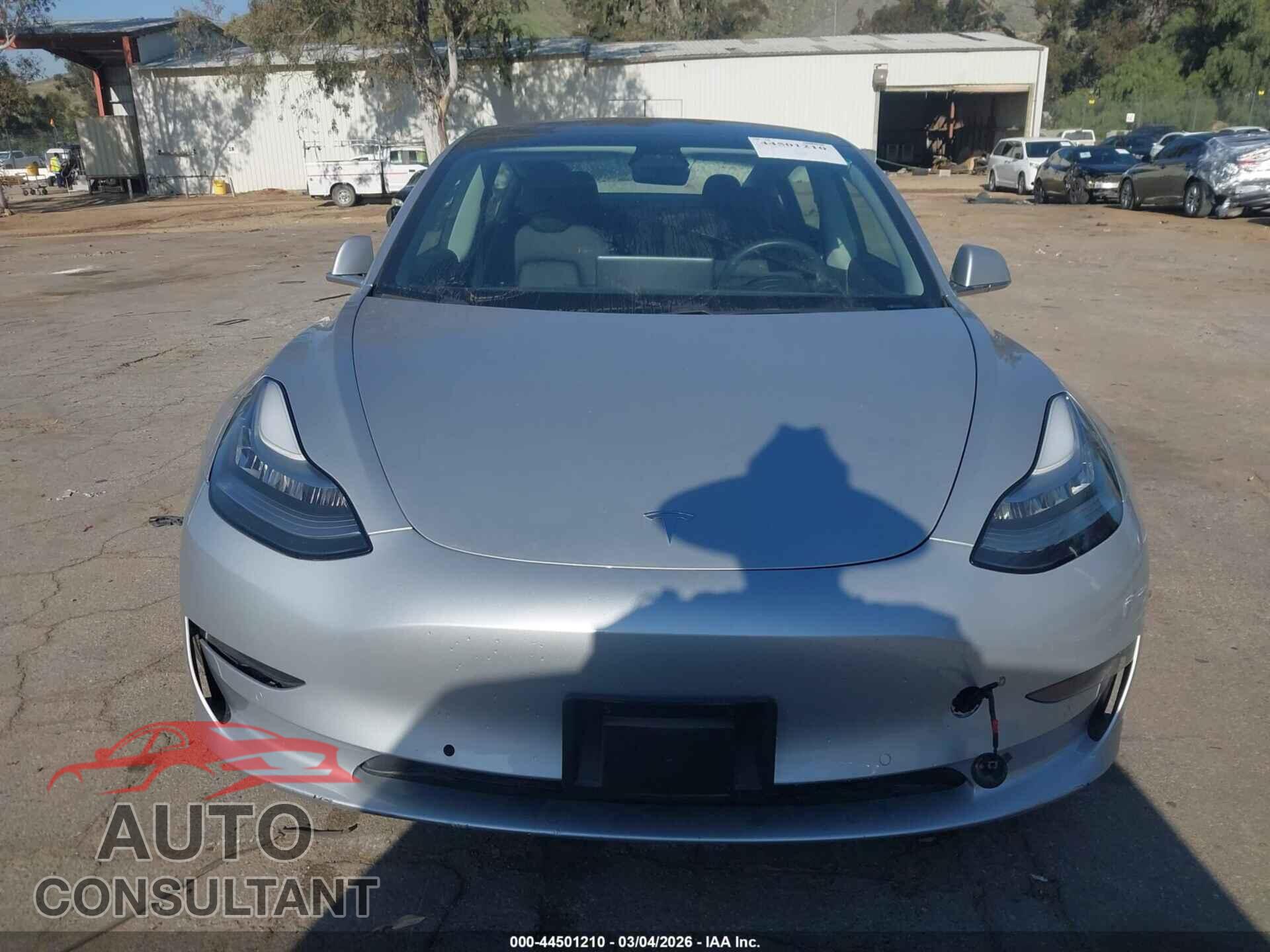 TESLA MODEL 3 2018 - 5YJ3E1EA9JF020191