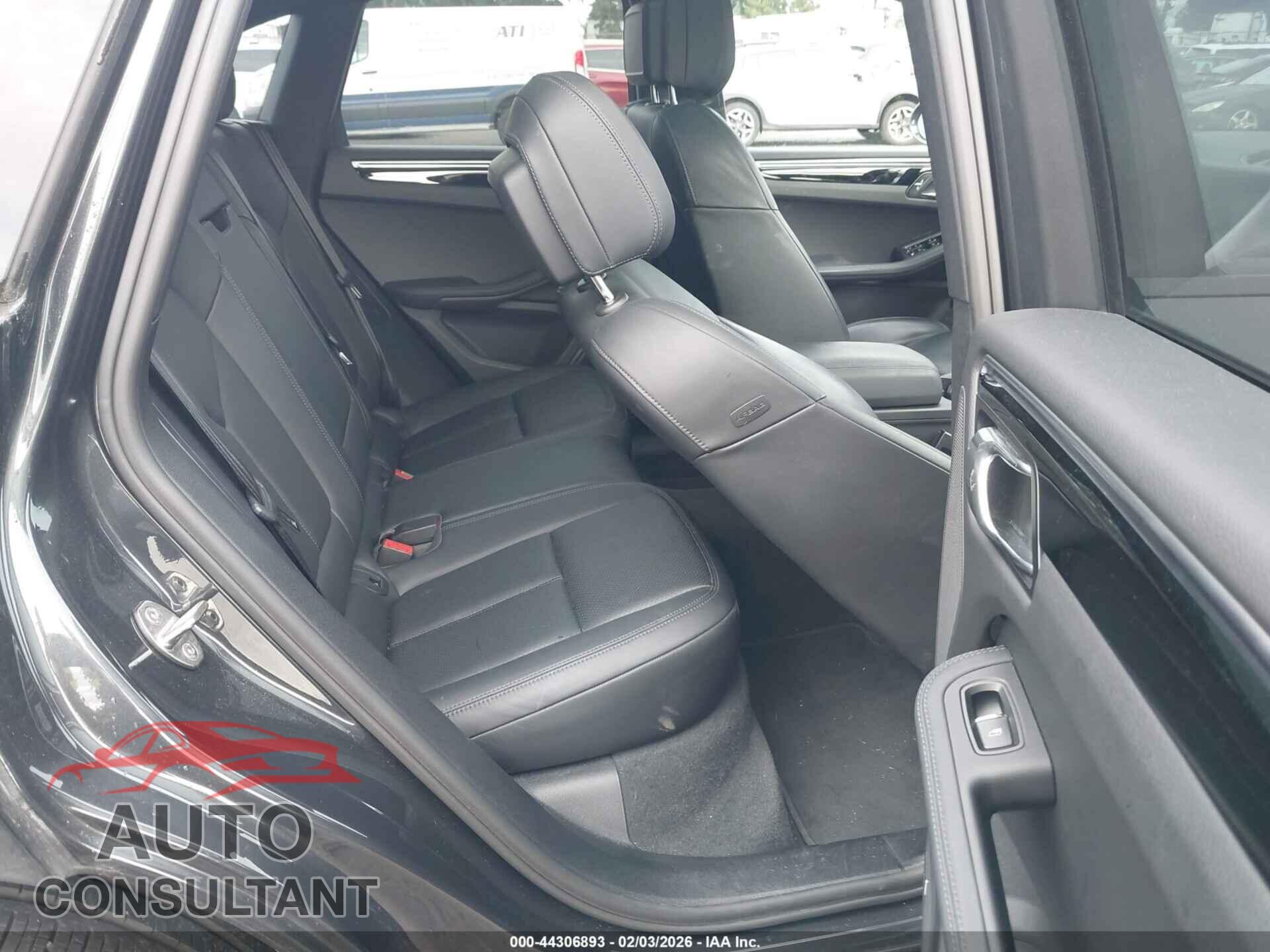 PORSCHE MACAN 2021 - WP1AA2A56MLB08231