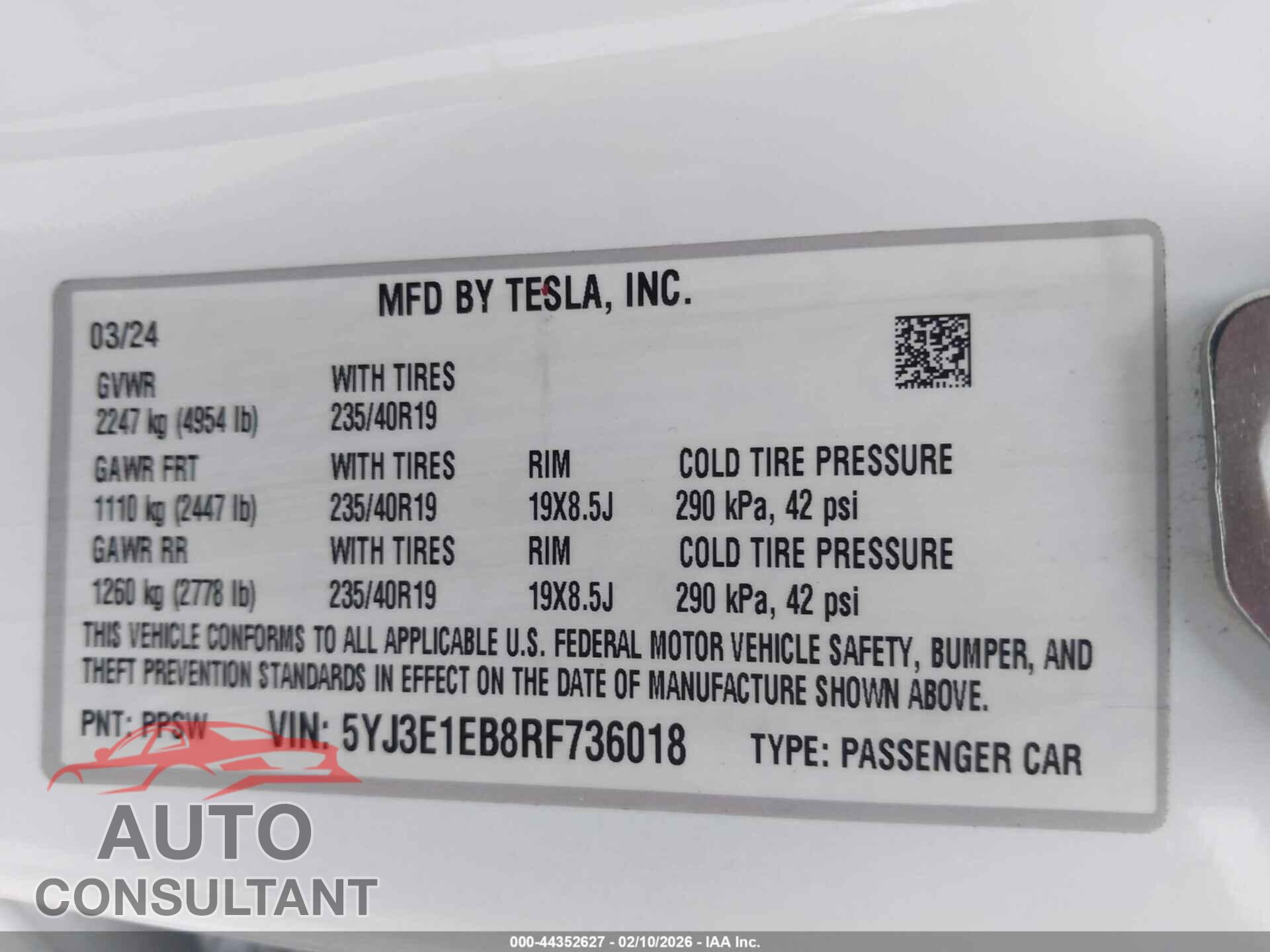 TESLA MODEL 3 2024 - 5YJ3E1EB8RF736018