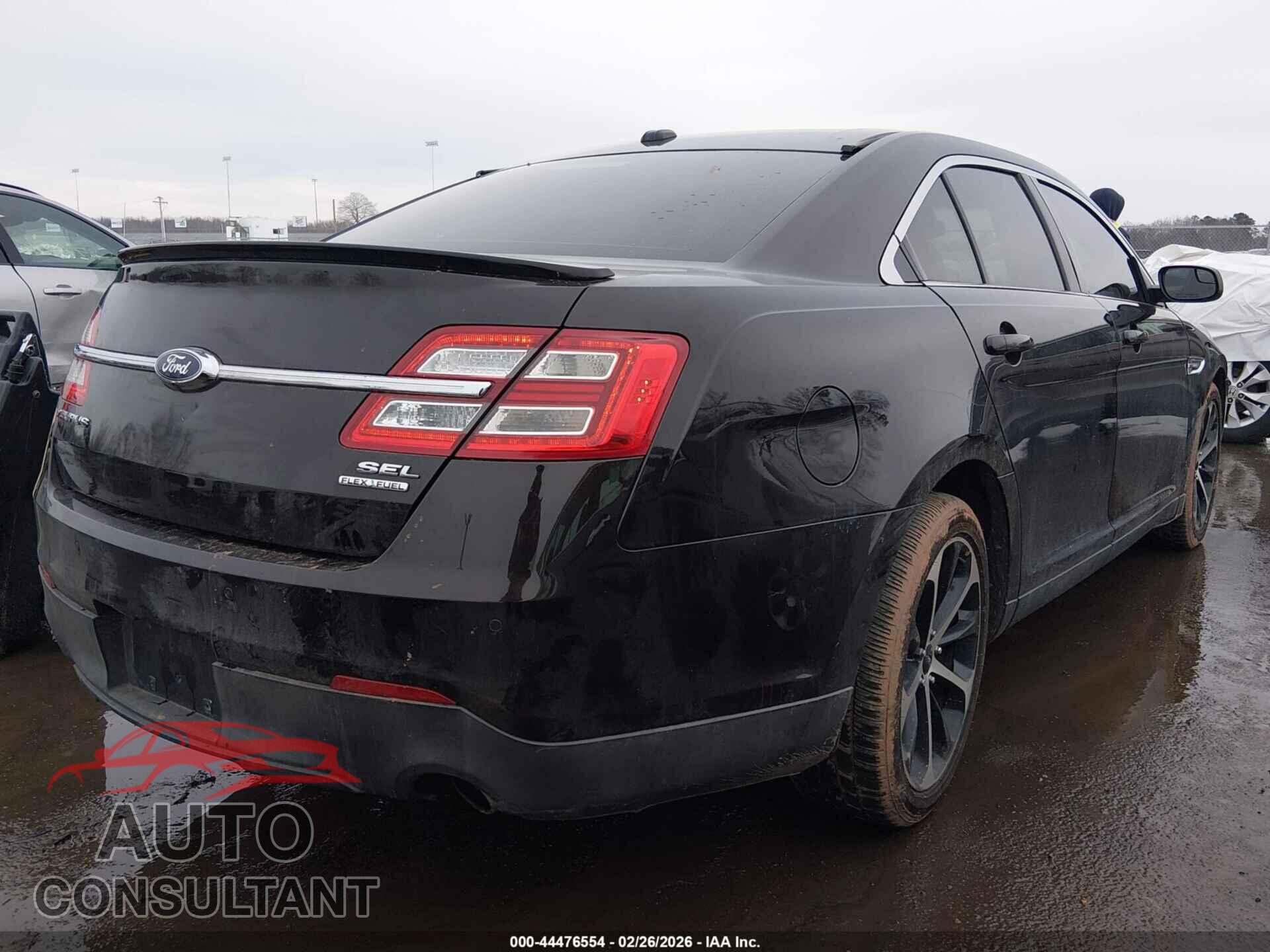 FORD TAURUS 2014 - 1FAHP2E83EG174237