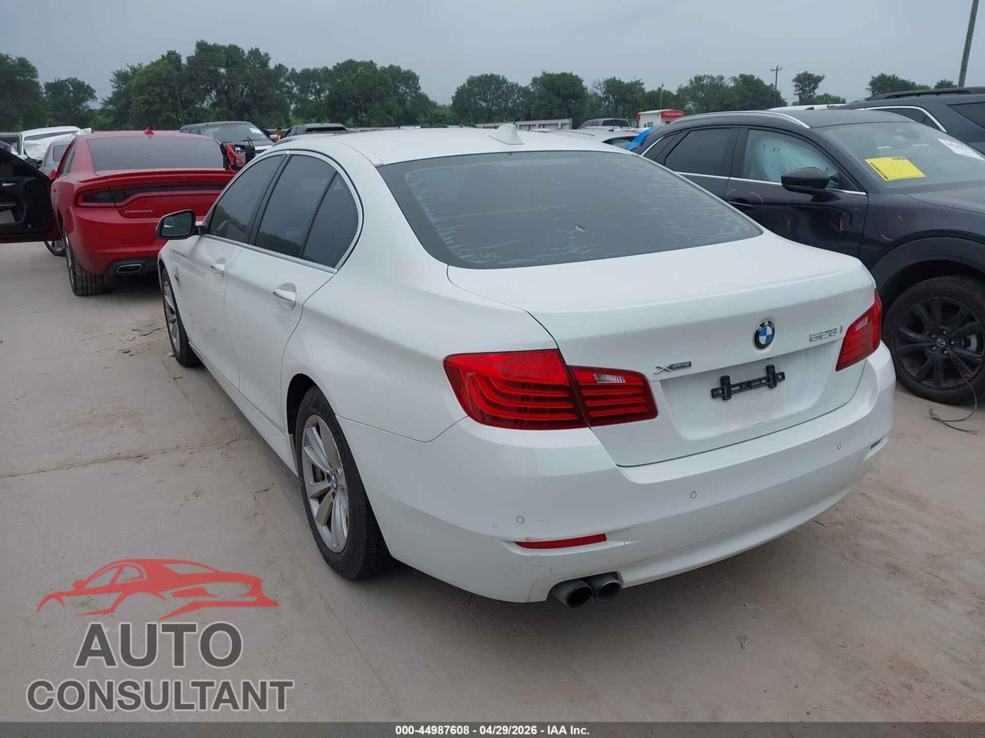 BMW 528I 2014 - WBA5A7C59ED616859