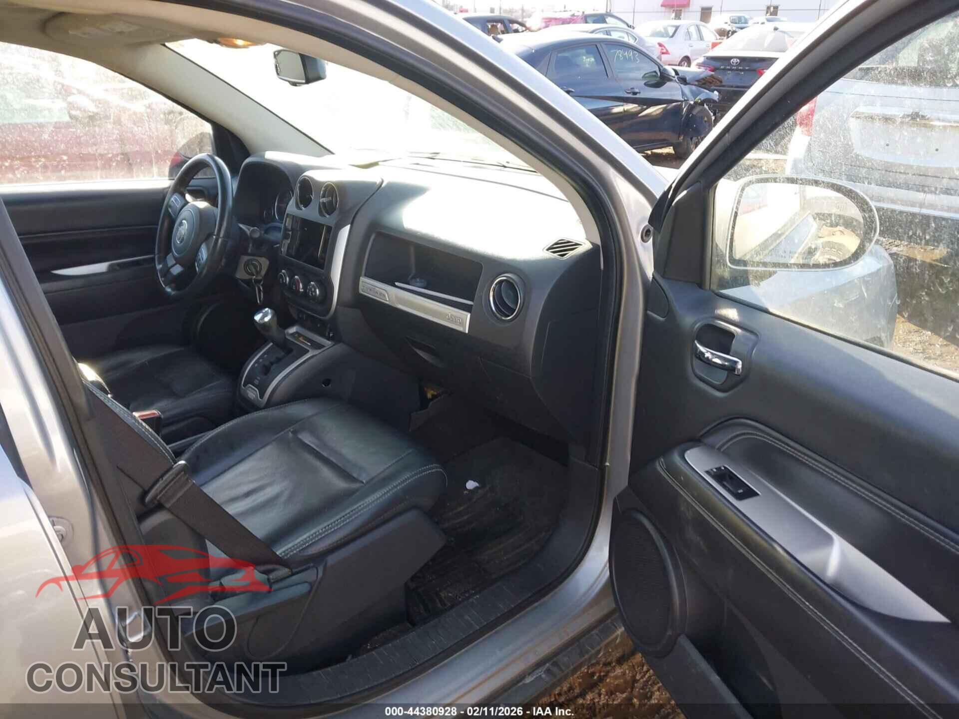 JEEP COMPASS 2014 - 1C4NJCEA3ED752555