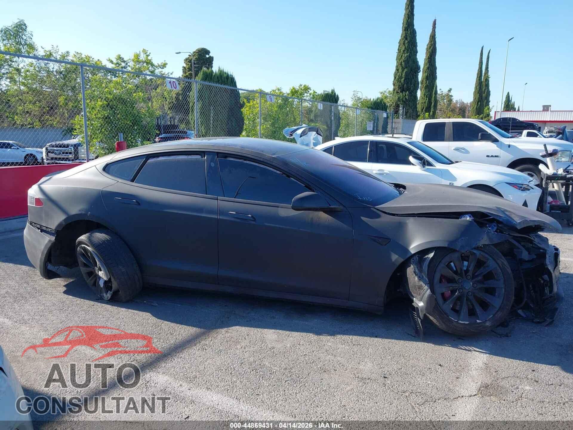 TESLA MODEL S 2017 - 5YJSA1E26HF192284
