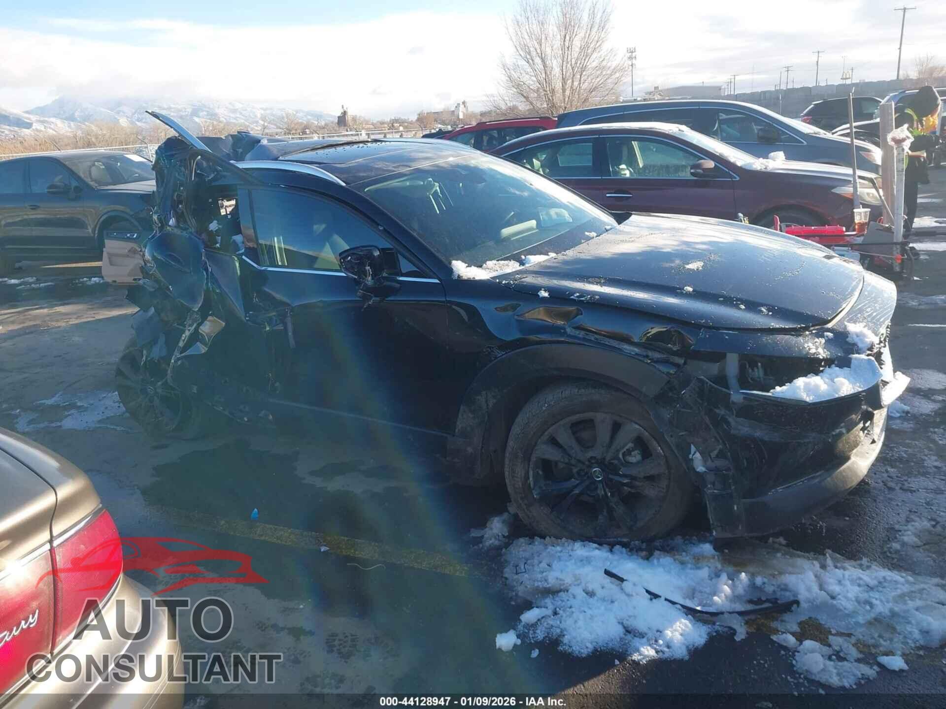 MAZDA CX-30 2023 - 3MVDMBDY0PM516320