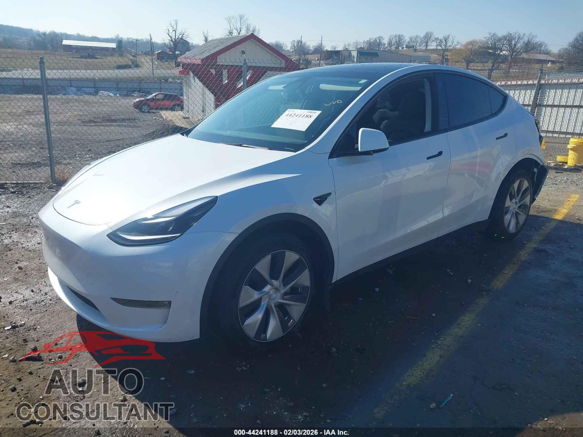 TESLA MODEL Y 2023 - 7SAYGDEE5PF789058