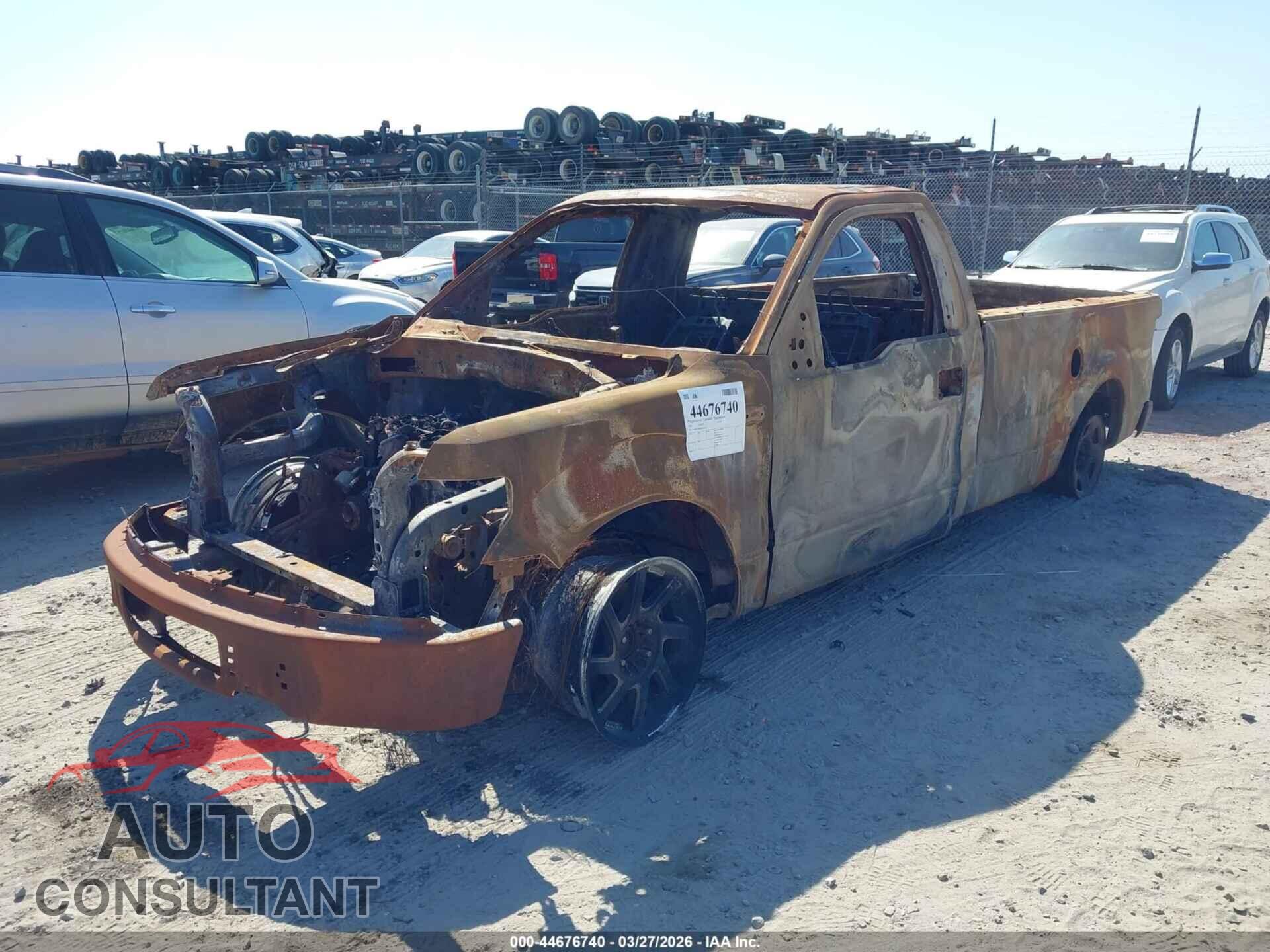 FORD F-150 2013 - 1FTMF1CM8DKD72104