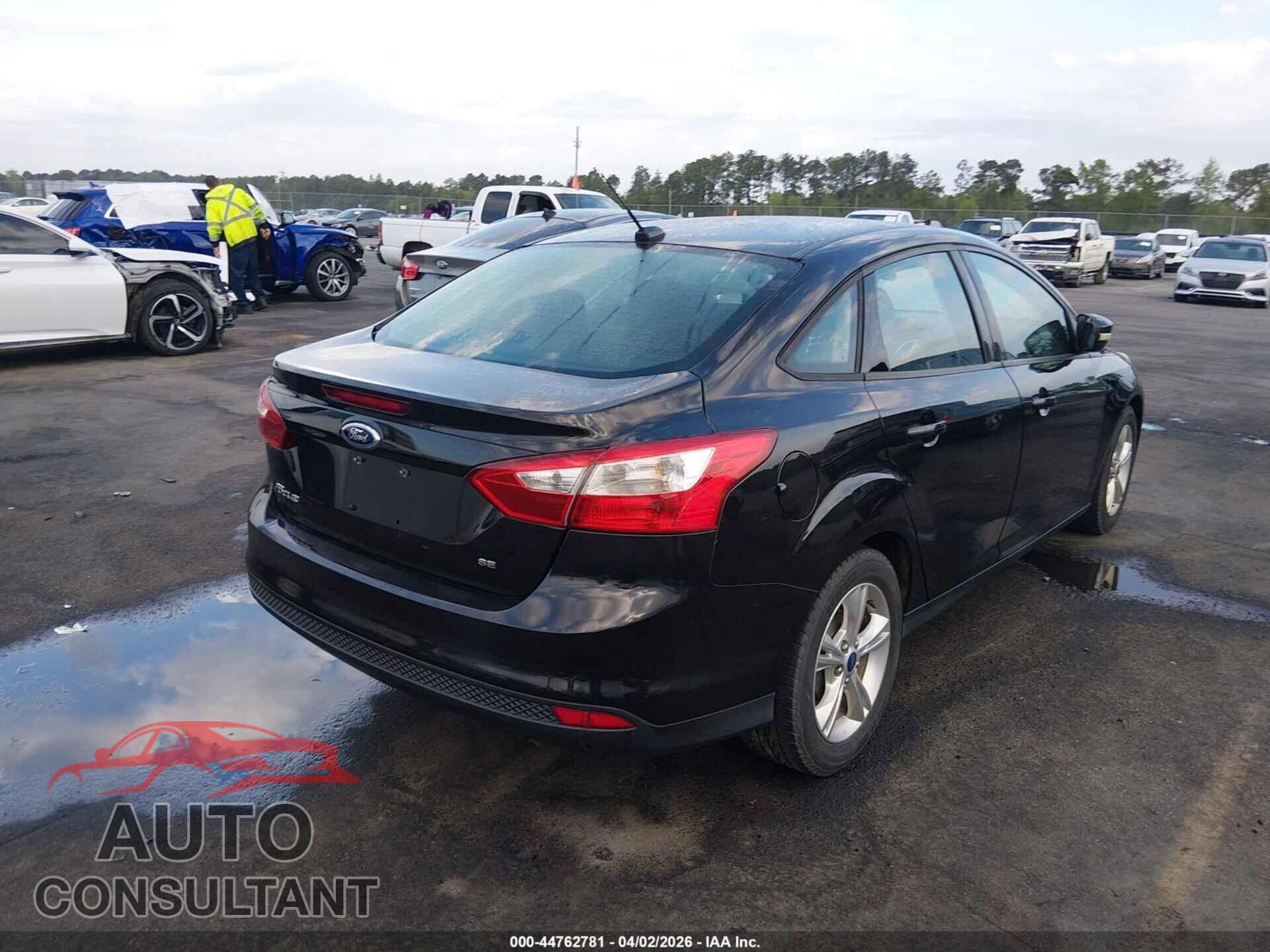 FORD FOCUS 2014 - 1FADP3F25EL135767