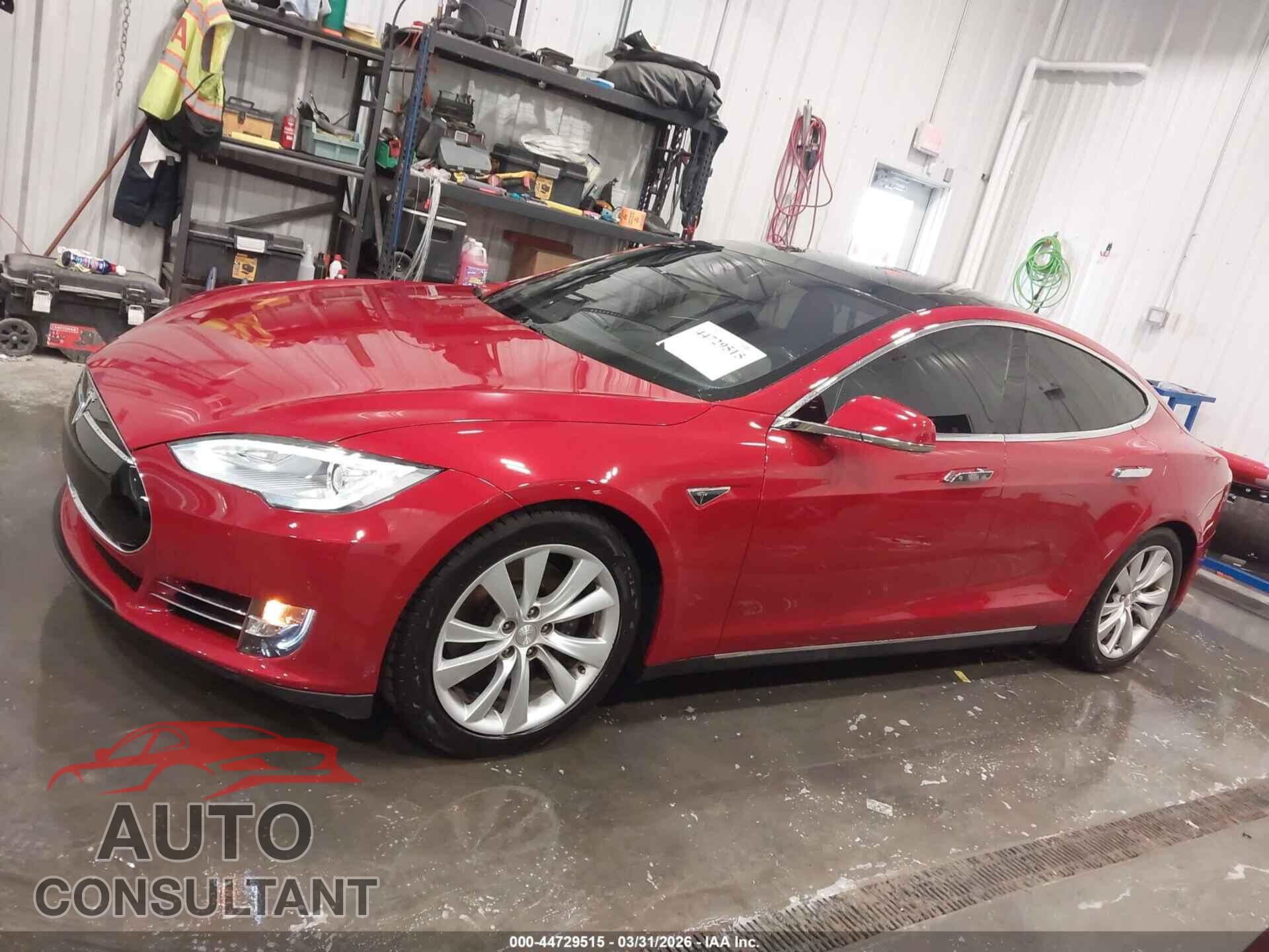 TESLA MODEL S 2016 - 5YJSA1E20GF132404