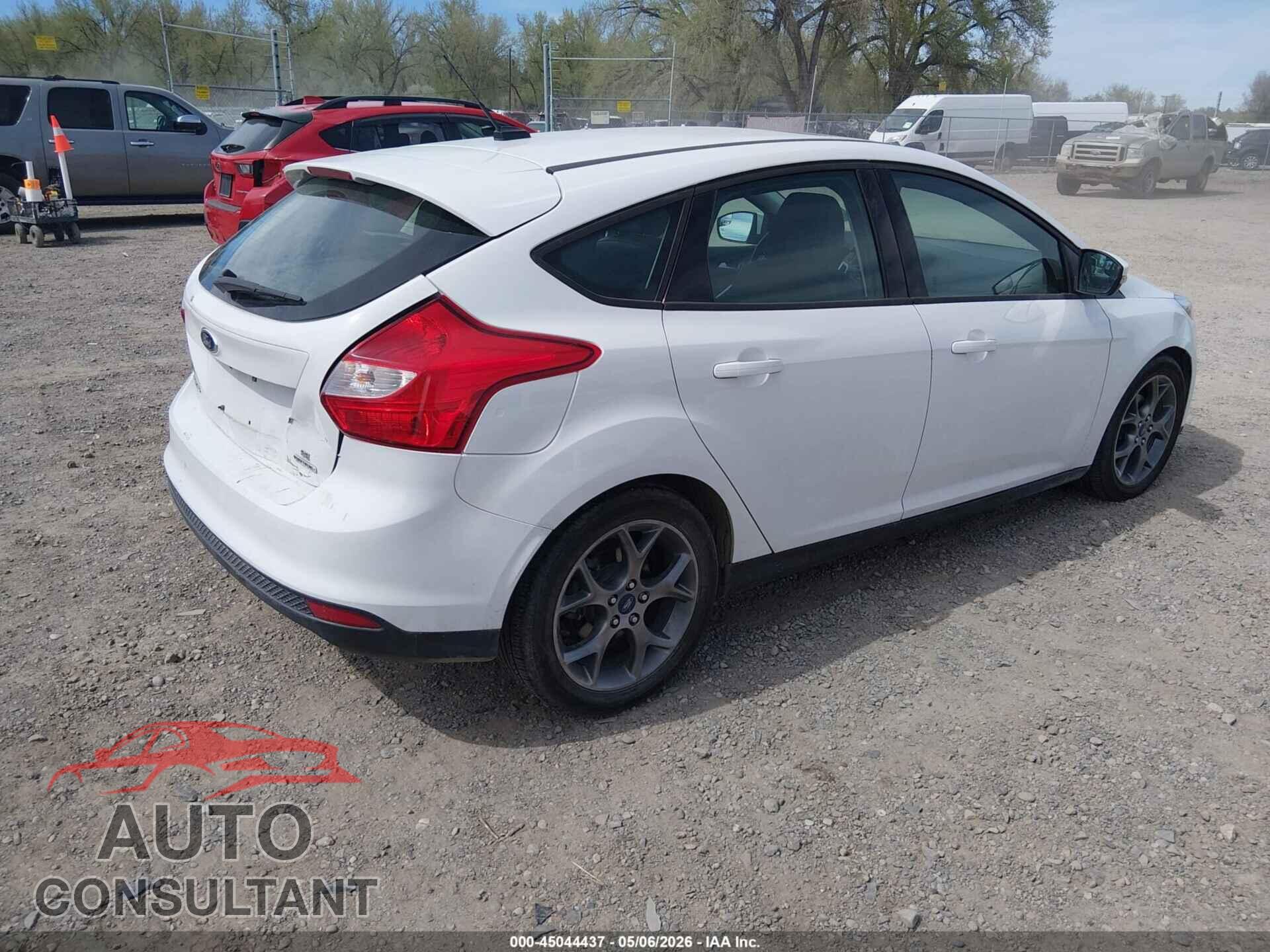 FORD FOCUS 2013 - 1FADP3K25DL185010
