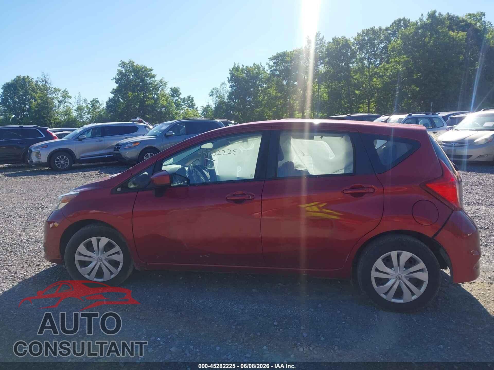 NISSAN VERSA NOTE 2017 - 3N1CE2CP8HL368009