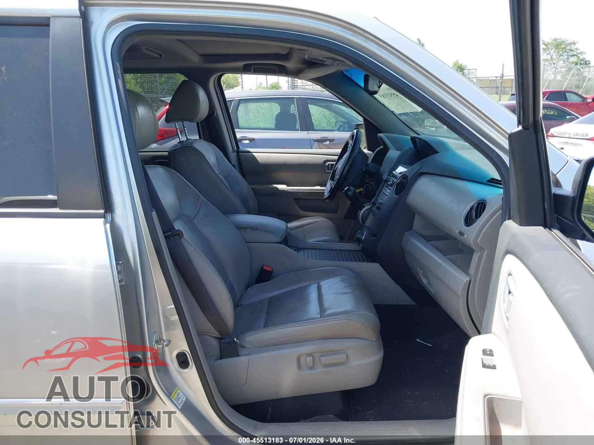HONDA PILOT 2012 - 5FNYF4H60CB065163