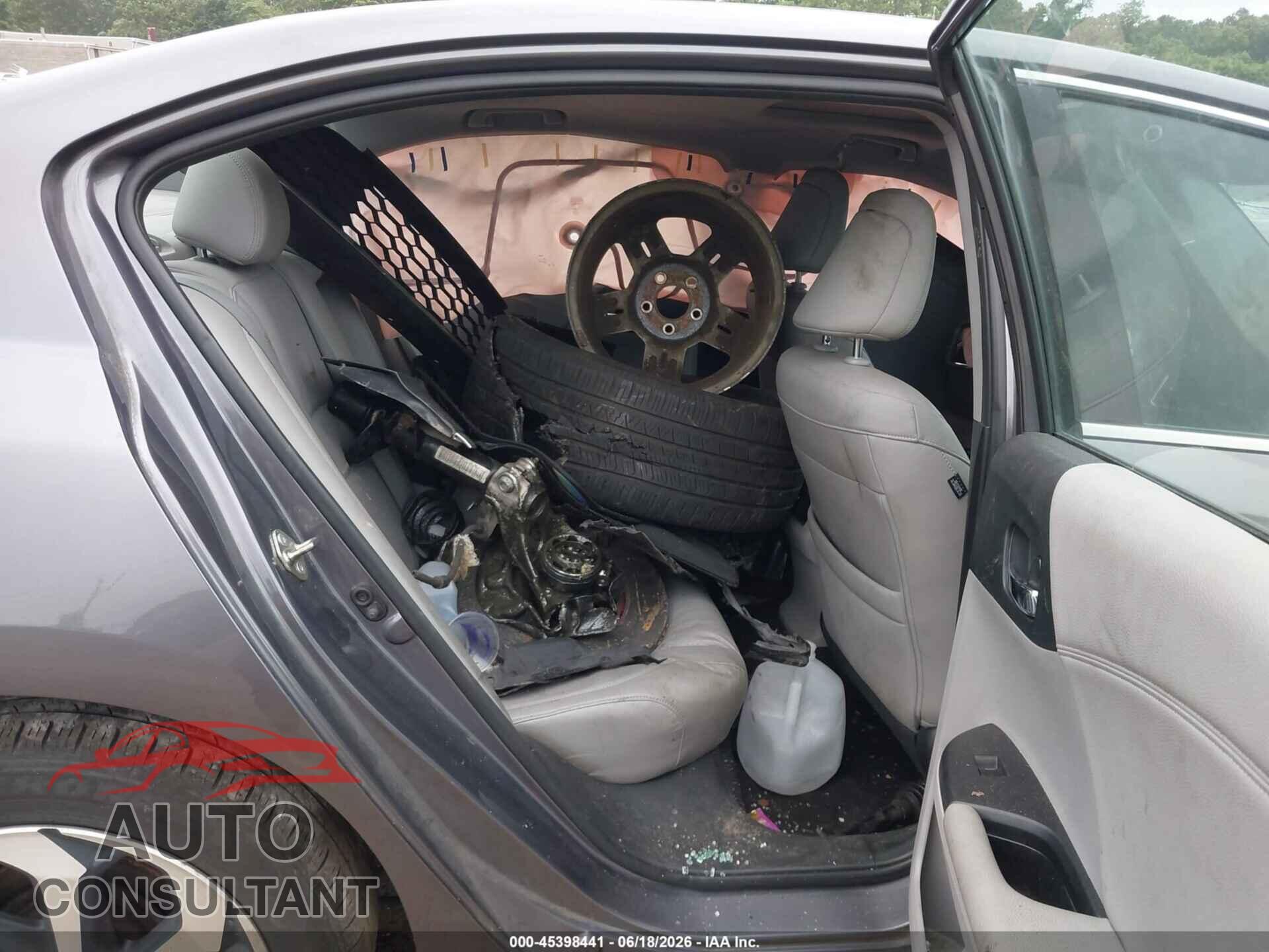 HONDA ACCORD 2017 - 1HGCR3F82HA042517