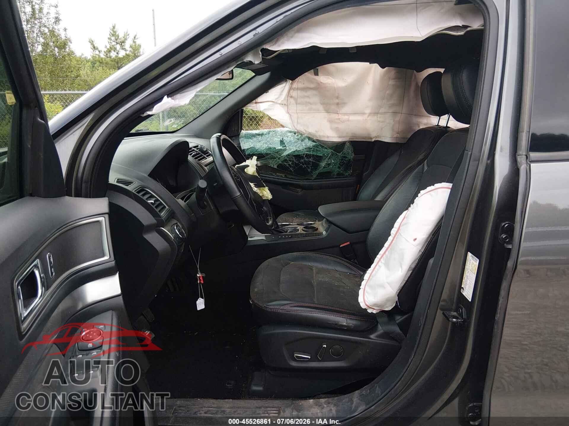 FORD EXPLORER 2018 - 1FM5K7D88JGB96606