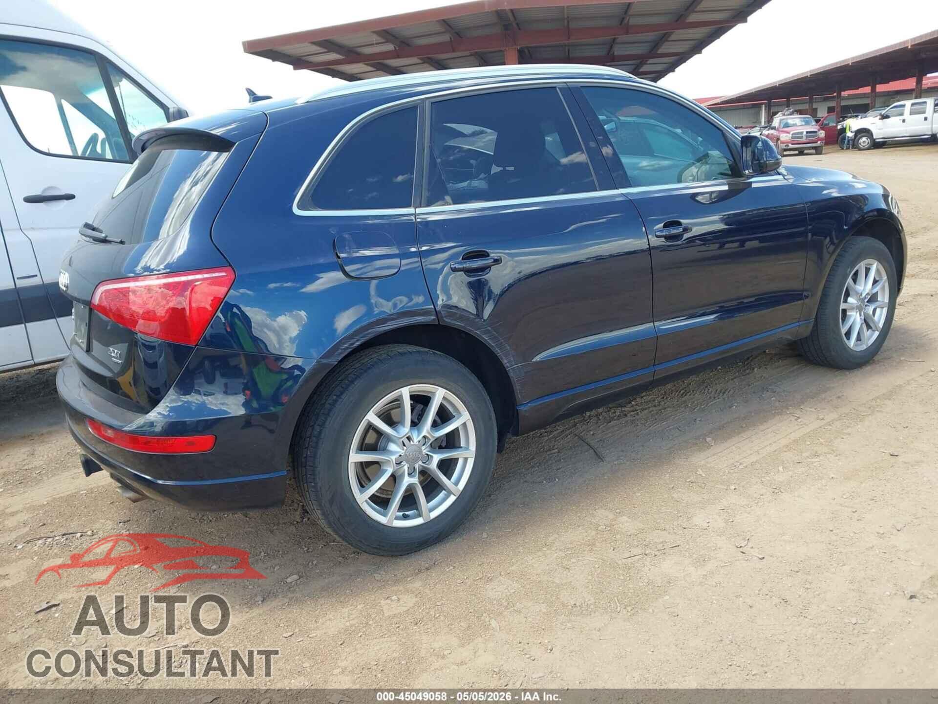 AUDI Q5 2011 - WA1CFAFP1BA092913