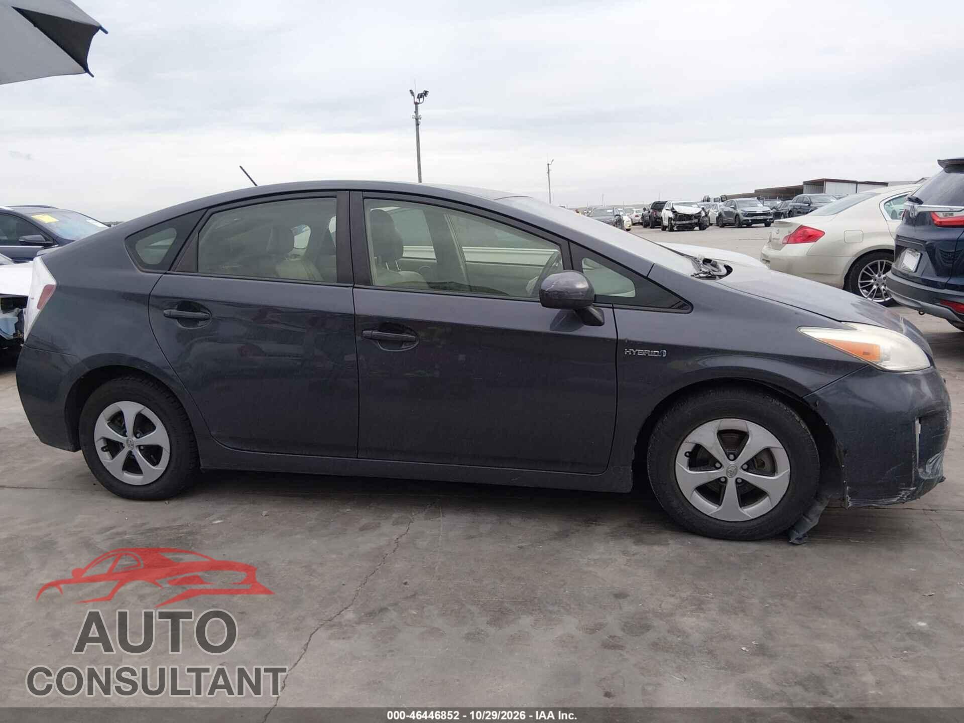 TOYOTA PRIUS 2013 - JTDKN3DU6D1617363