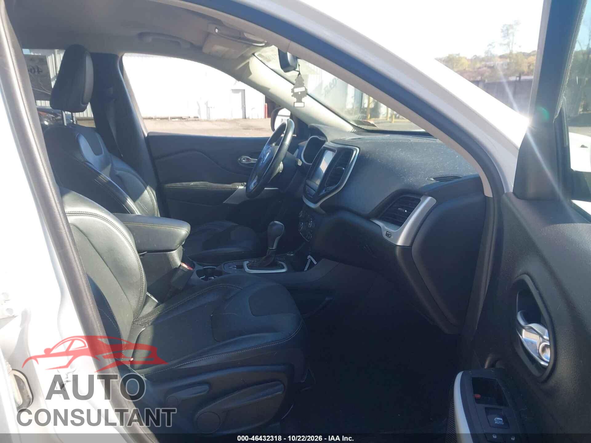 JEEP CHEROKEE 2018 - 1C4PJMLB3JD522552