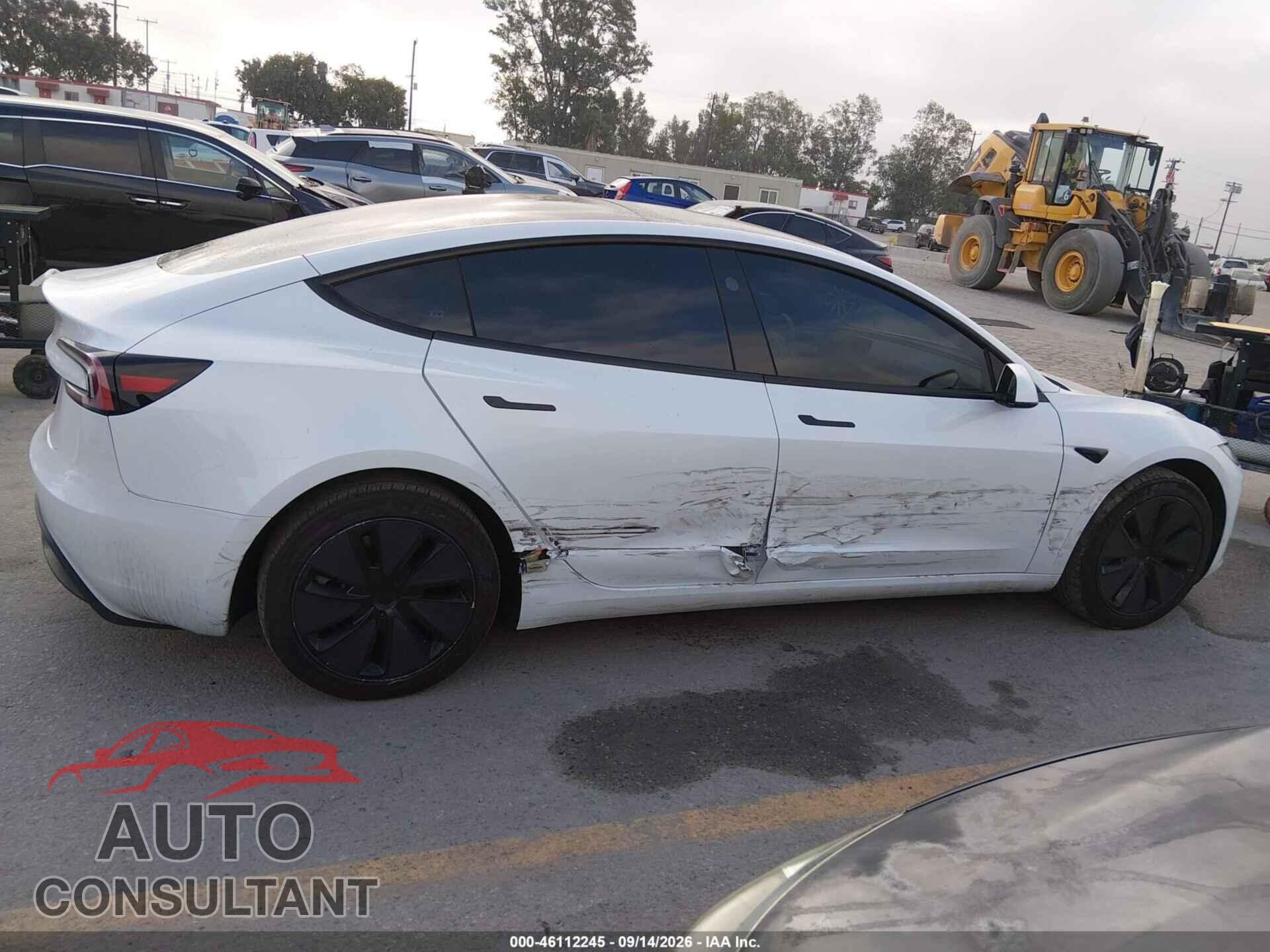 TESLA MODEL 3 2025 - 5YJ3E1EA3SF991043