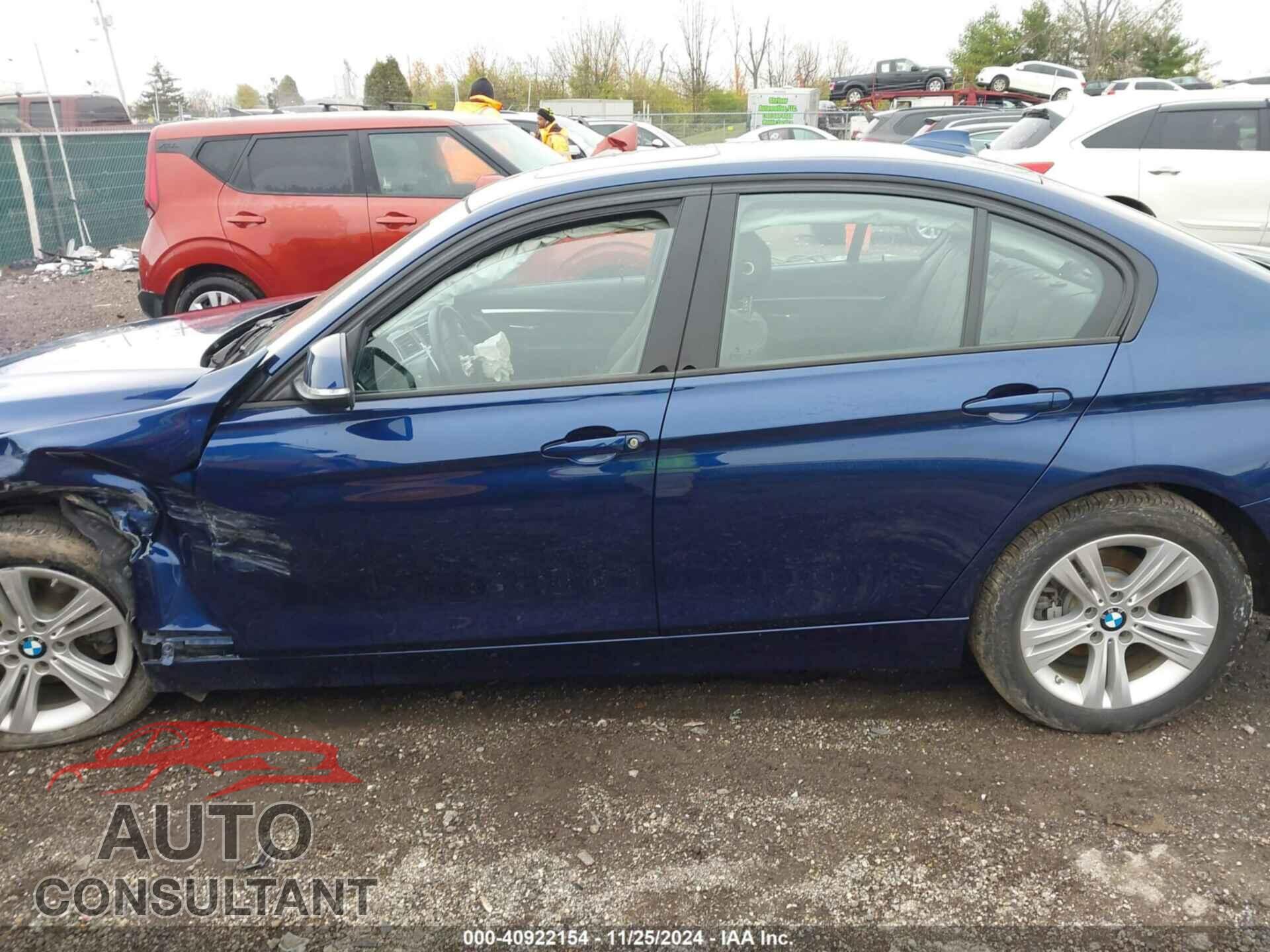 BMW 328I 2016 - WBA8E3G58GNU00566