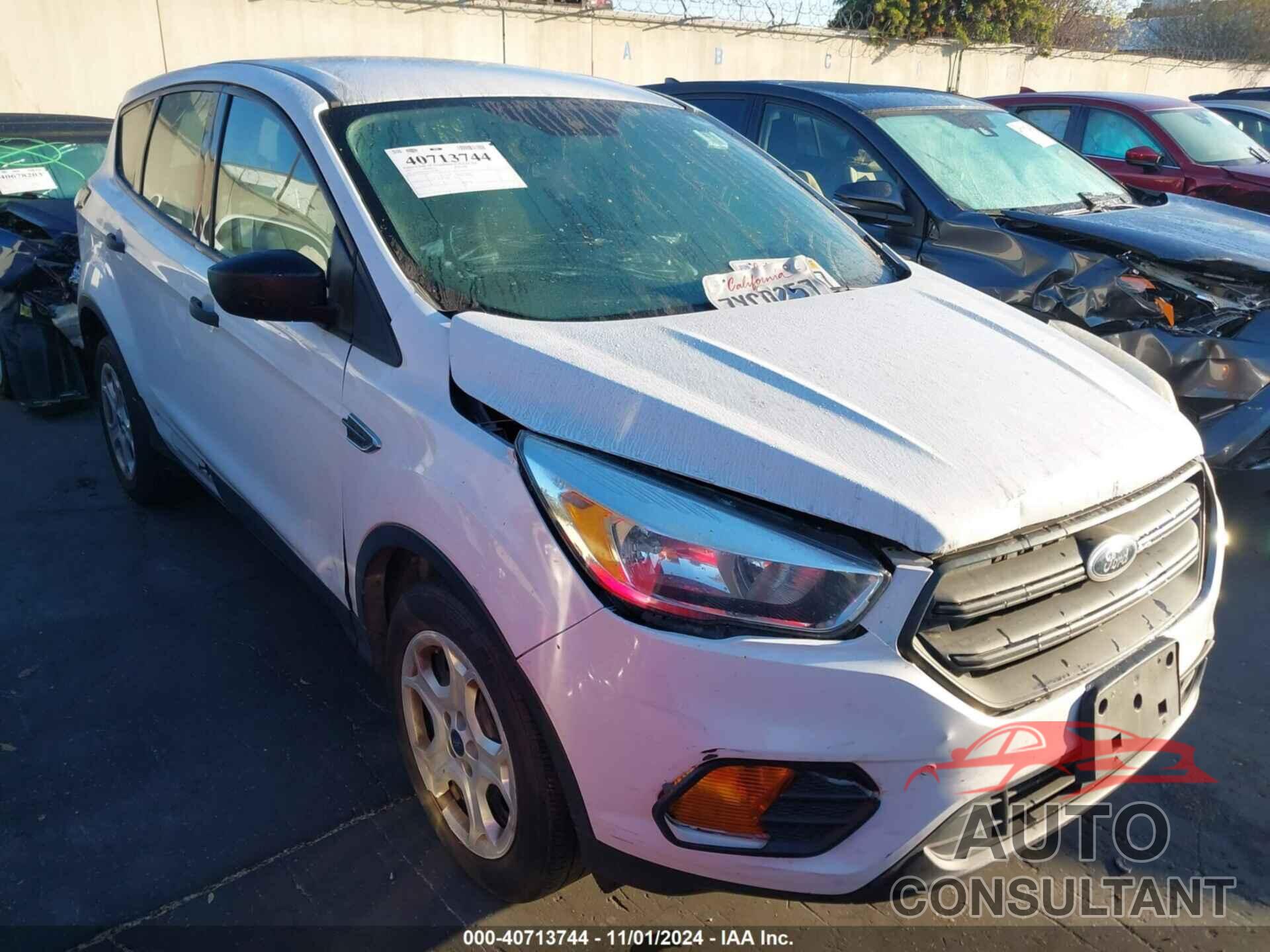 FORD ESCAPE 2017 - 1FMCU0F79HUC67708