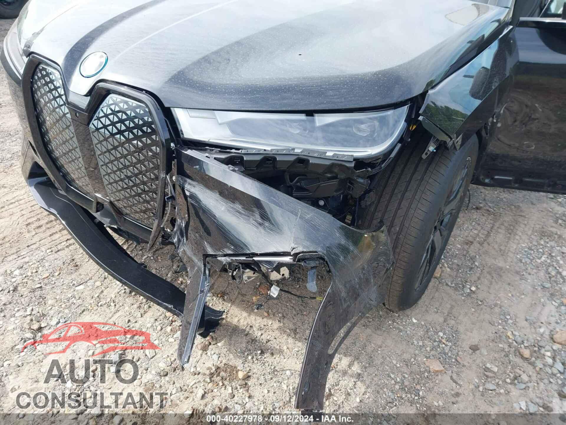 BMW IX 2025 - WB523CF05SCS77779