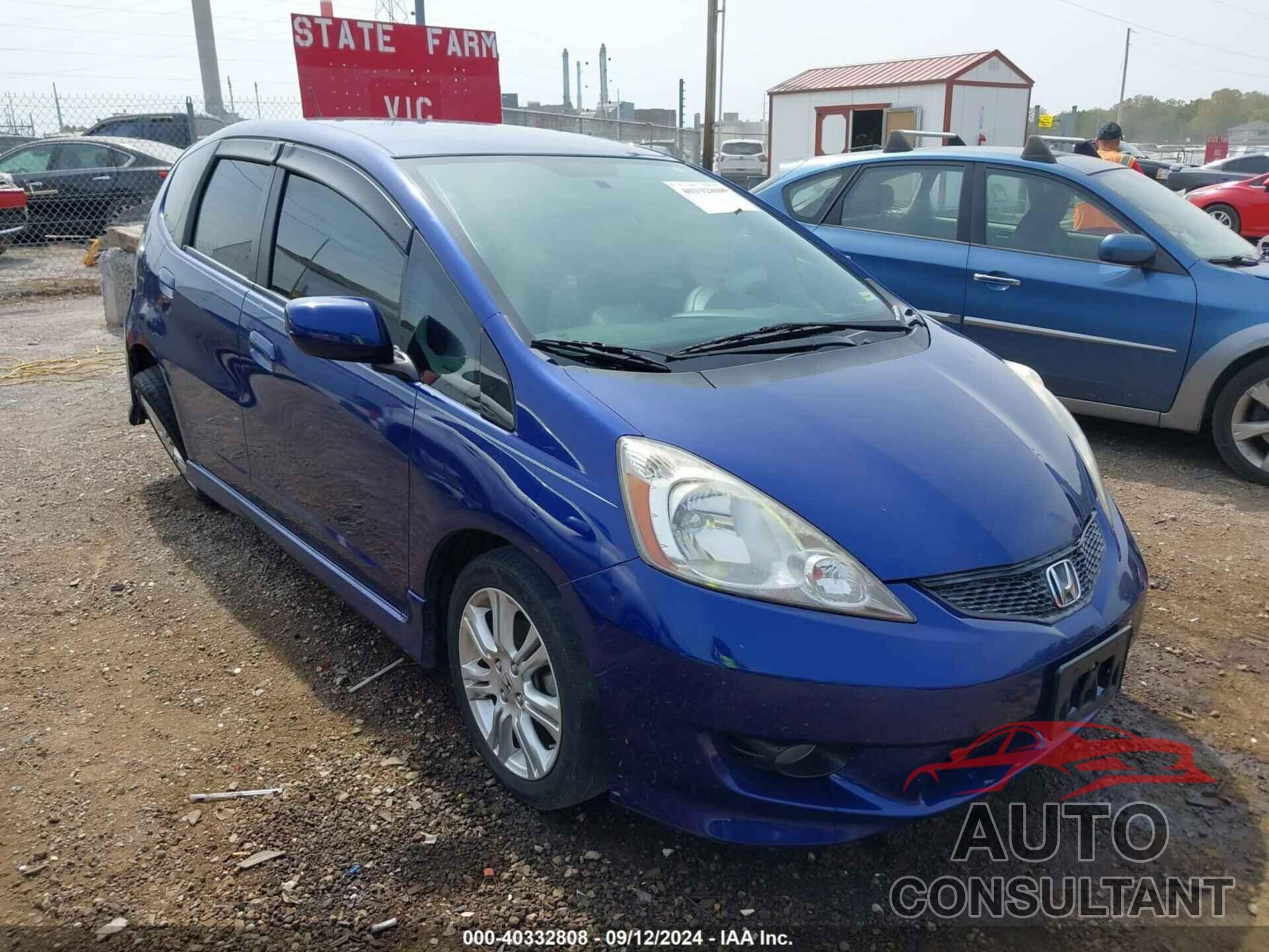 HONDA FIT 2010 - JHMGE8H45AC025142