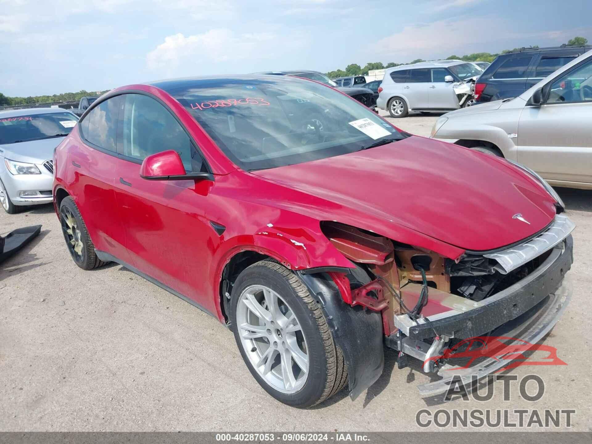 TESLA MODEL Y 2023 - 7SAYGAEE7PF750146