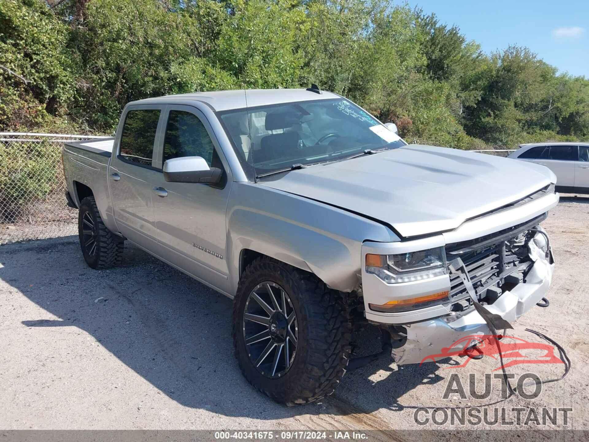 CHEVROLET SILVERADO 1500 2018 - 3GCUKREC2JG325846