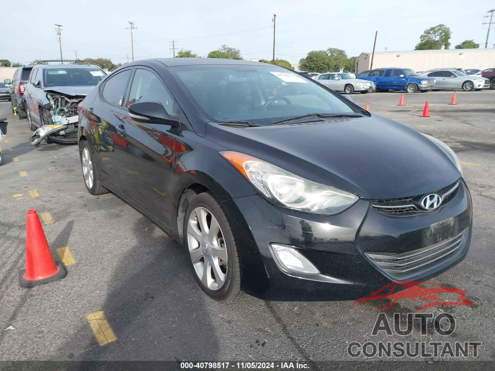 HYUNDAI ELANTRA 2013 - KMHDH4AE7DU918530