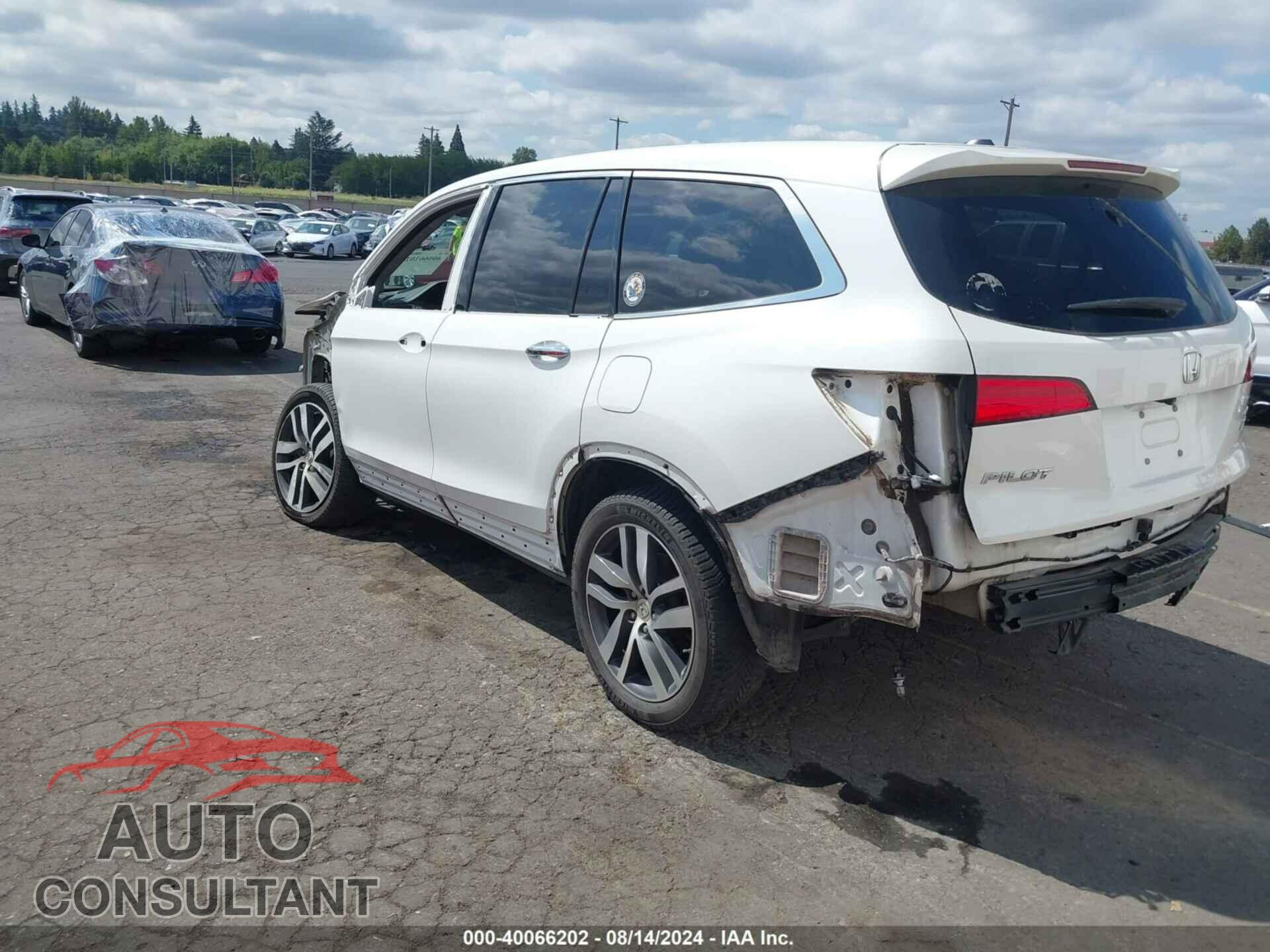 HONDA PILOT 2017 - 5FNYF6H97HB095841