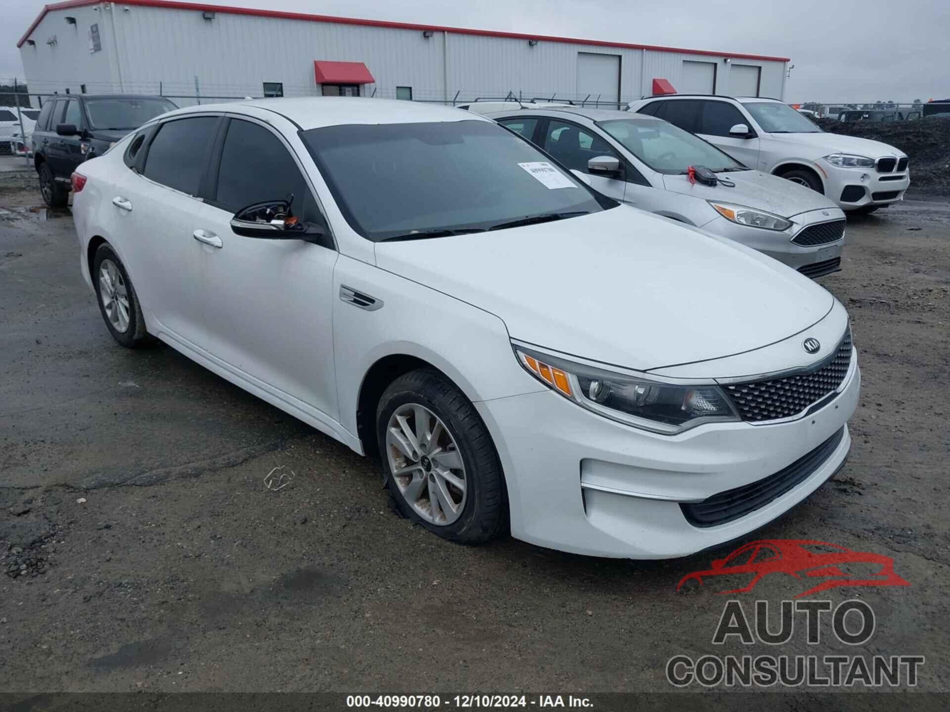 KIA OPTIMA 2018 - 5XXGT4L30JG221505