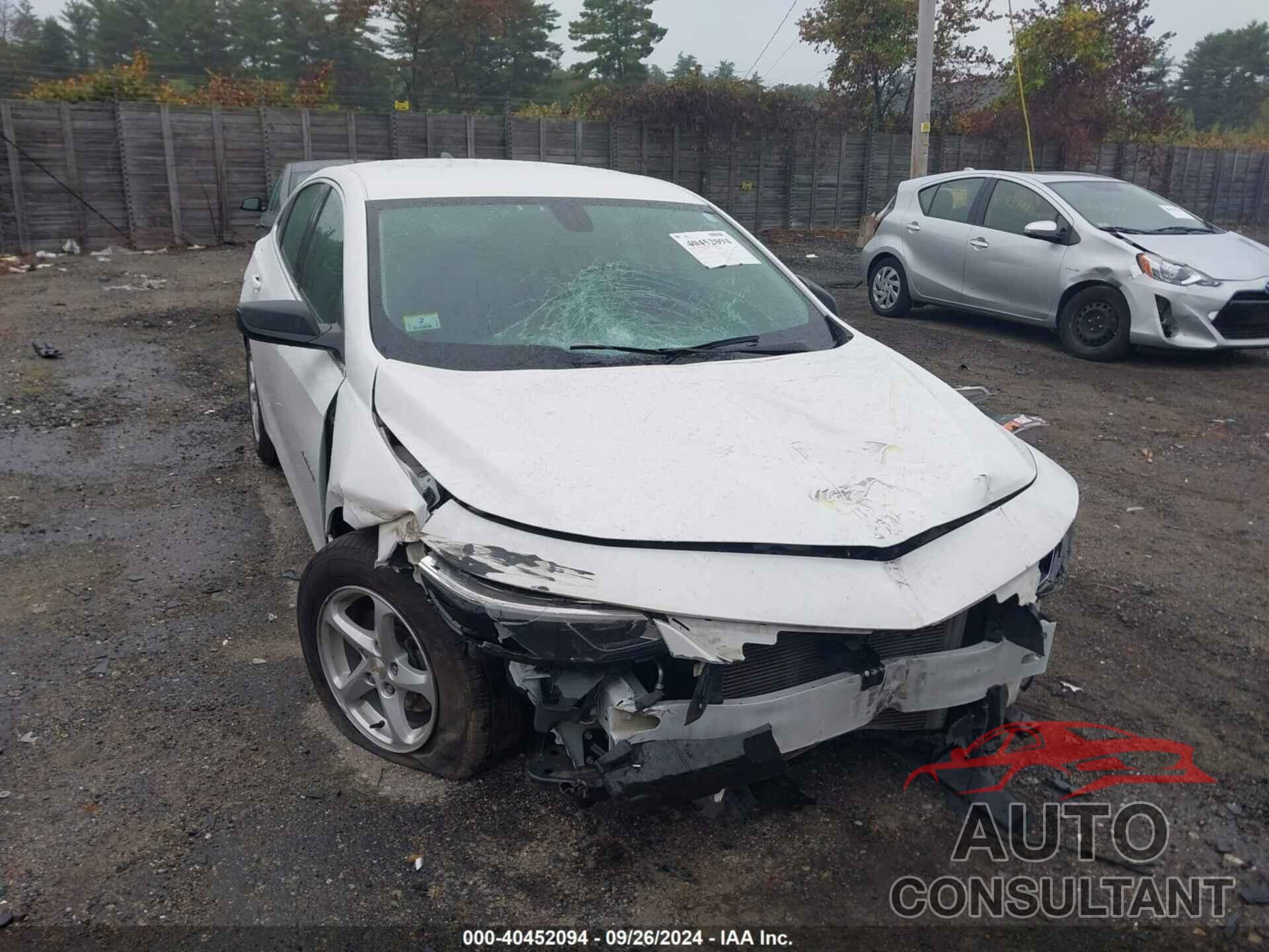 CHEVROLET MALIBU 2018 - 1G1ZB5ST0JF241604