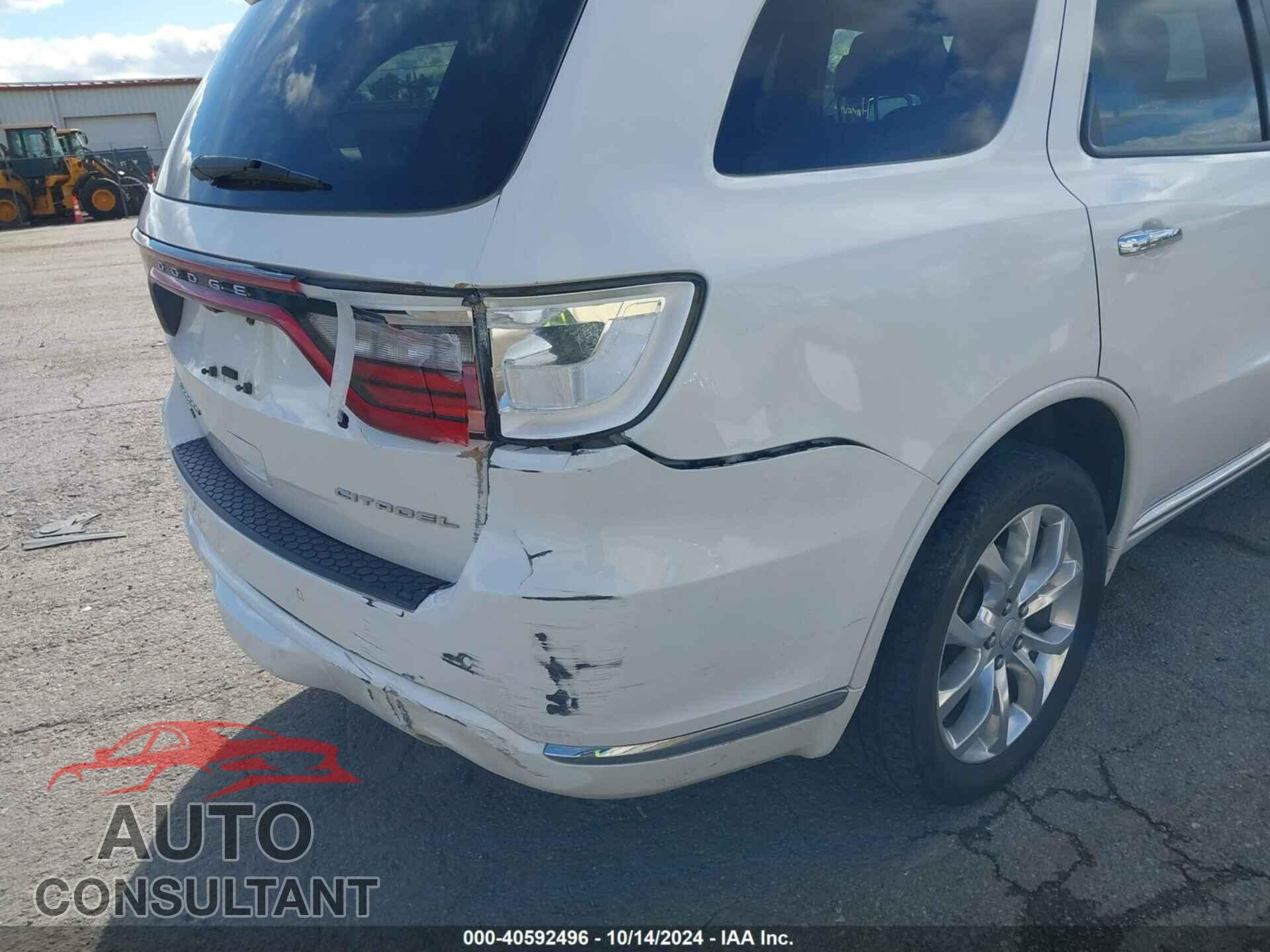DODGE DURANGO 2018 - 1C4SDJET5JC302373