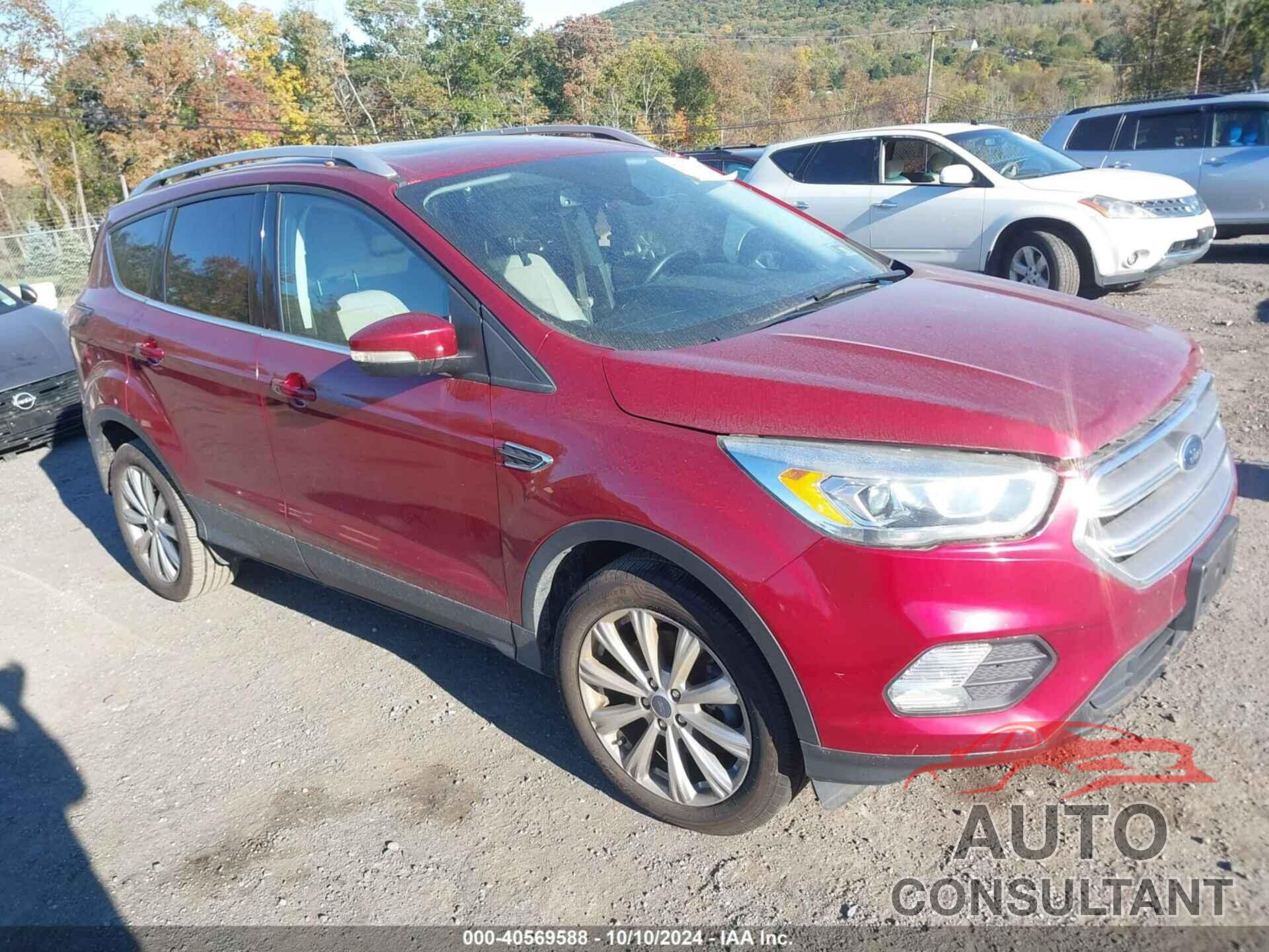 FORD ESCAPE 2017 - 1FMCU9J9XHUA35230