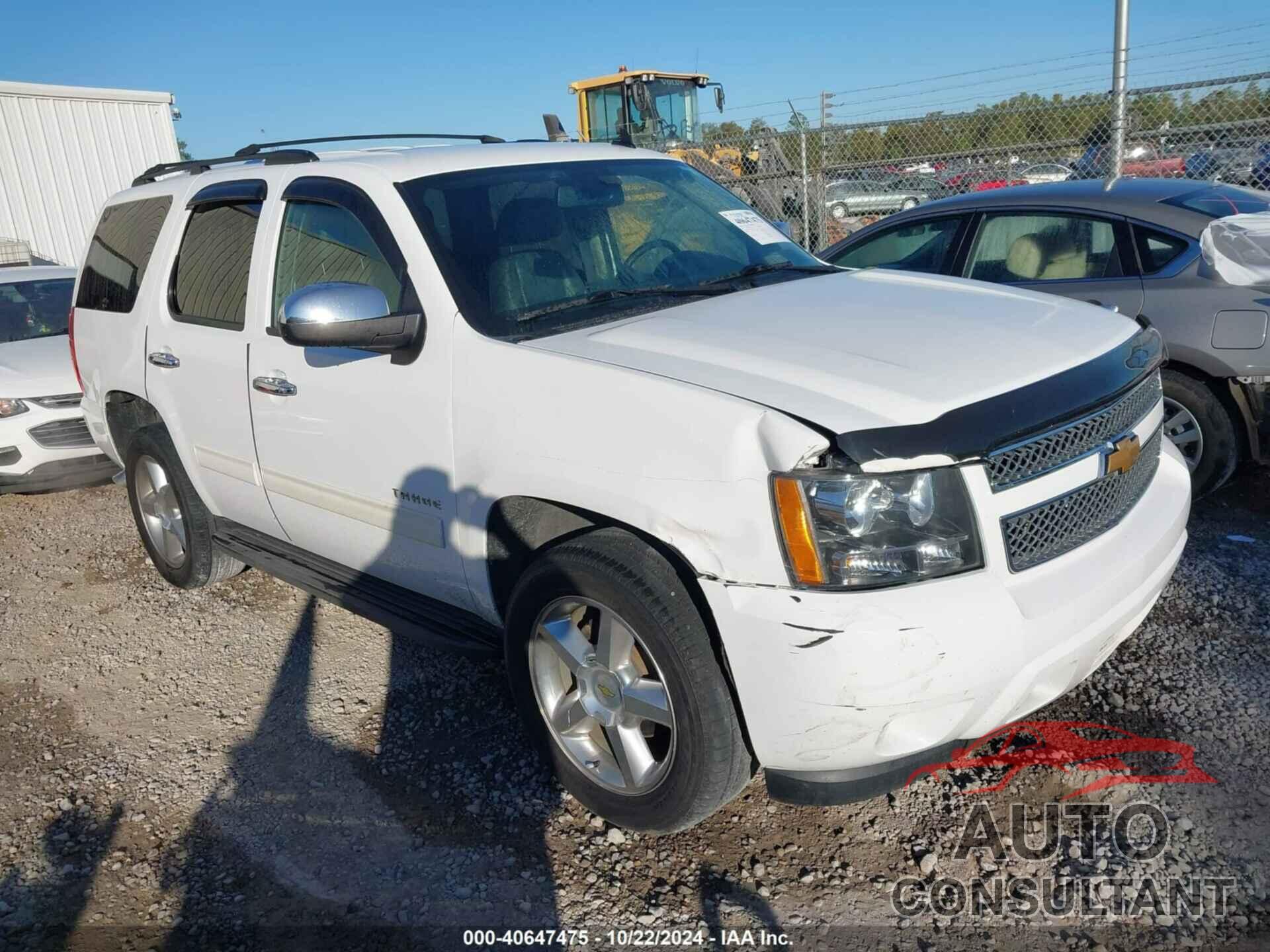 CHEVROLET TAHOE 2013 - 1GNSCAE08DR122838