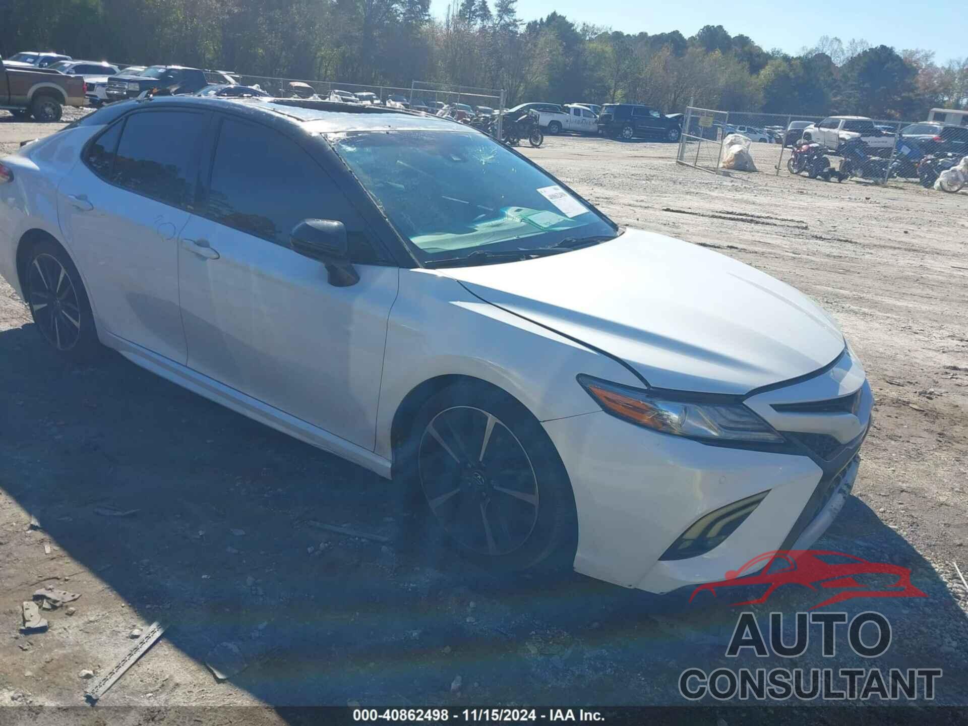 TOYOTA CAMRY 2018 - 4T1B61HK7JU122346