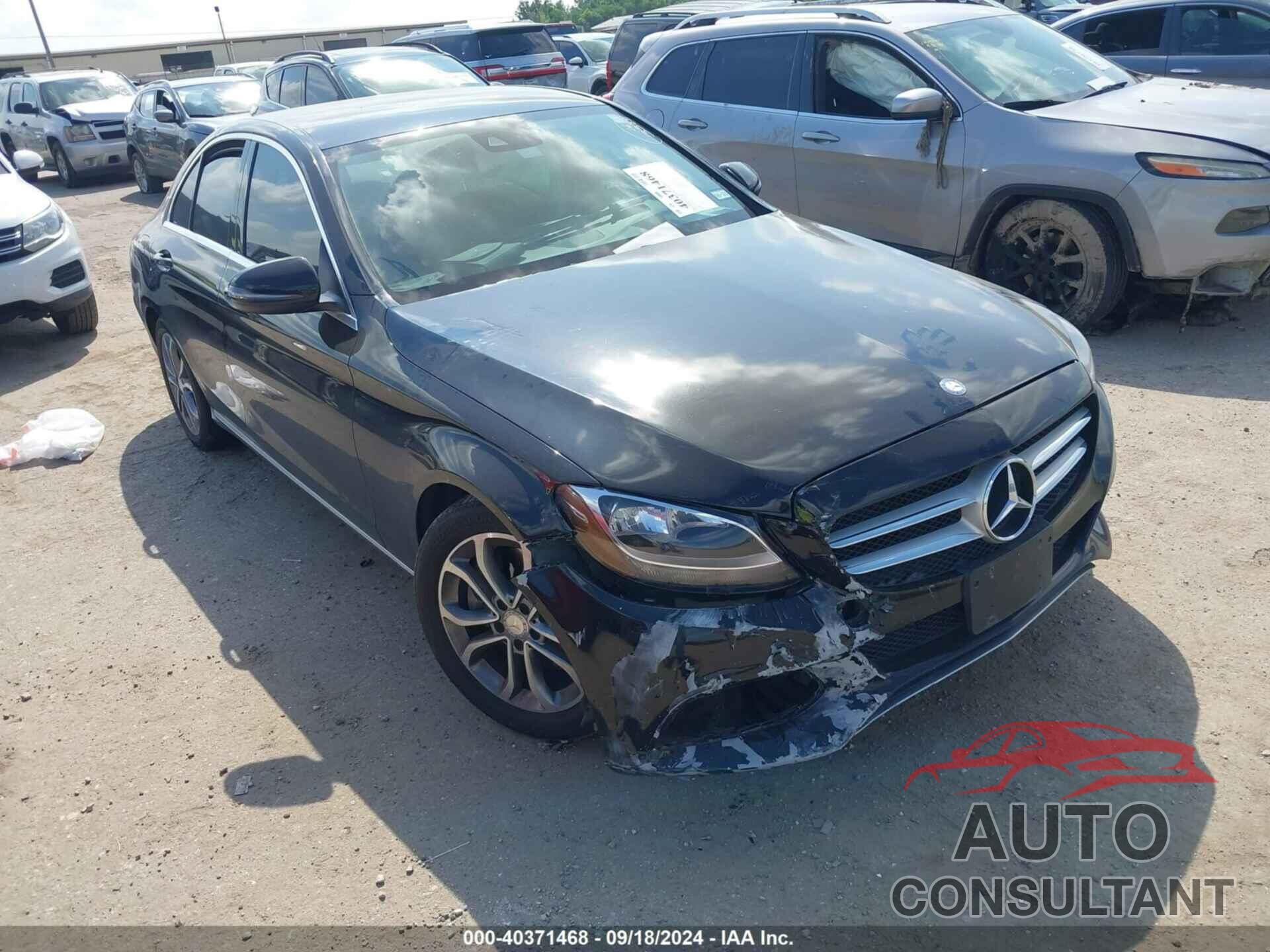 MERCEDES-BENZ C 300 2016 - 55SWF4JB6GU123389