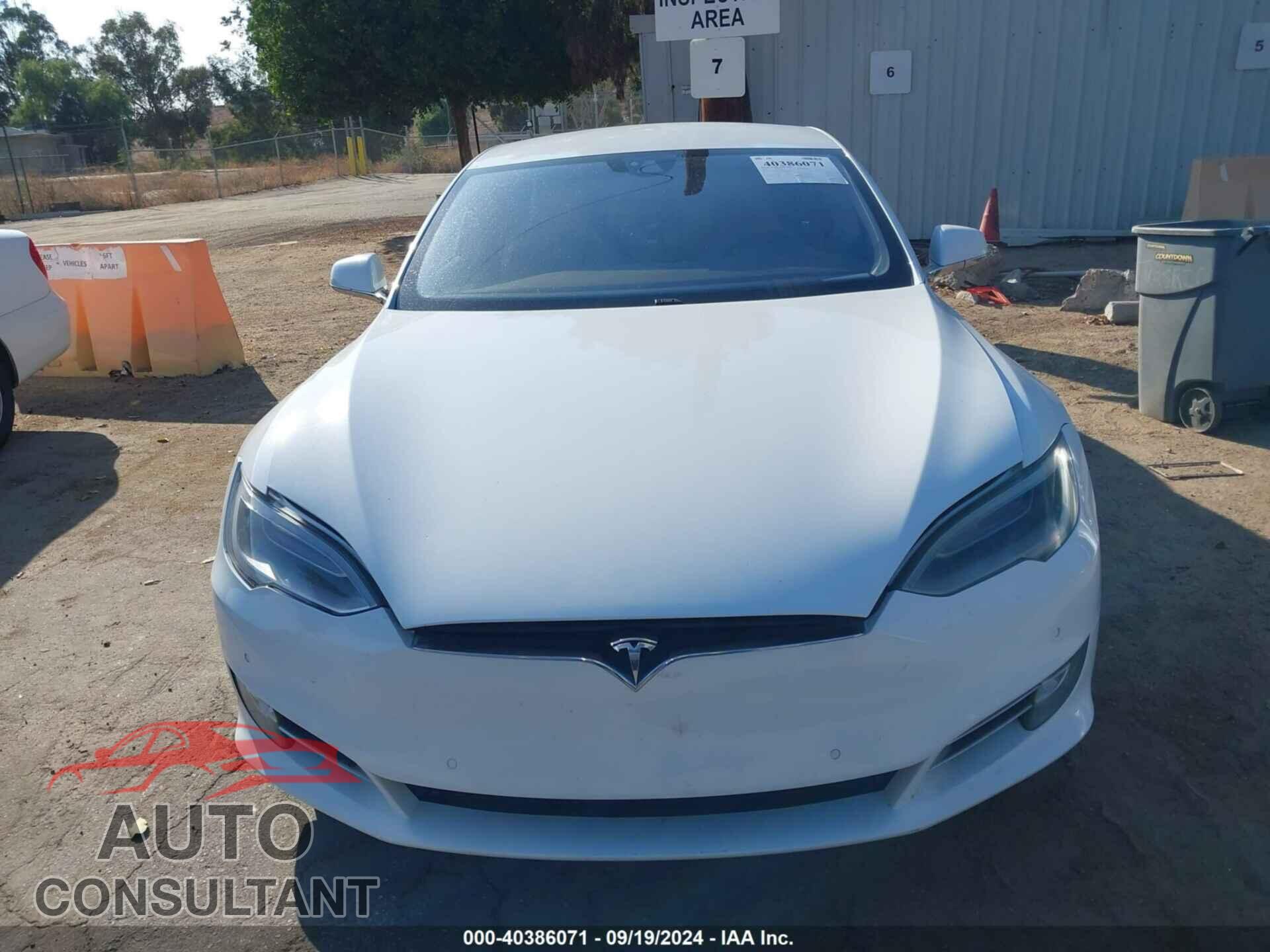 TESLA MODEL S 2016 - 5YJSA1E26GF144847