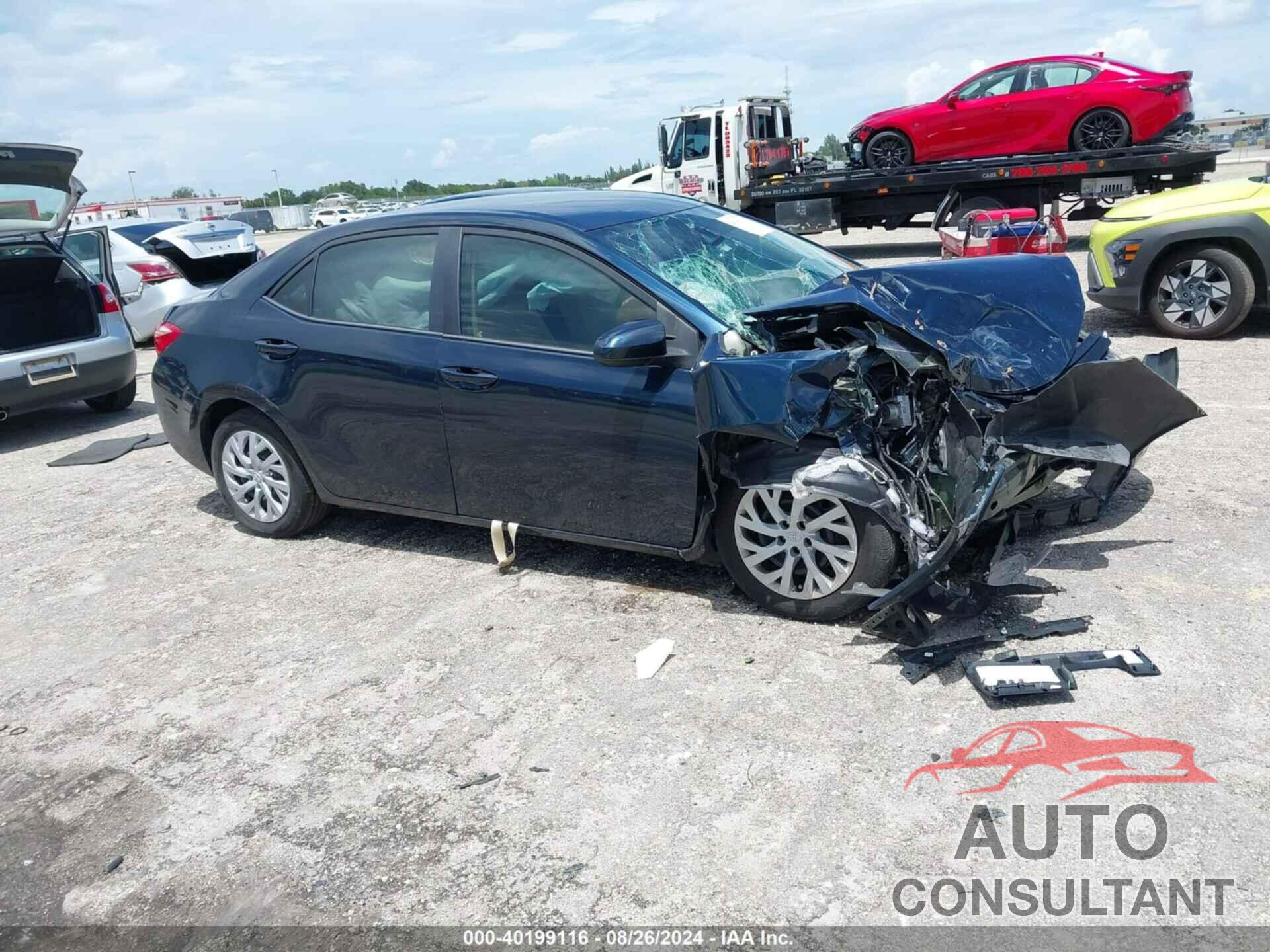 TOYOTA COROLLA 2018 - 5YFBURHE5JP809888