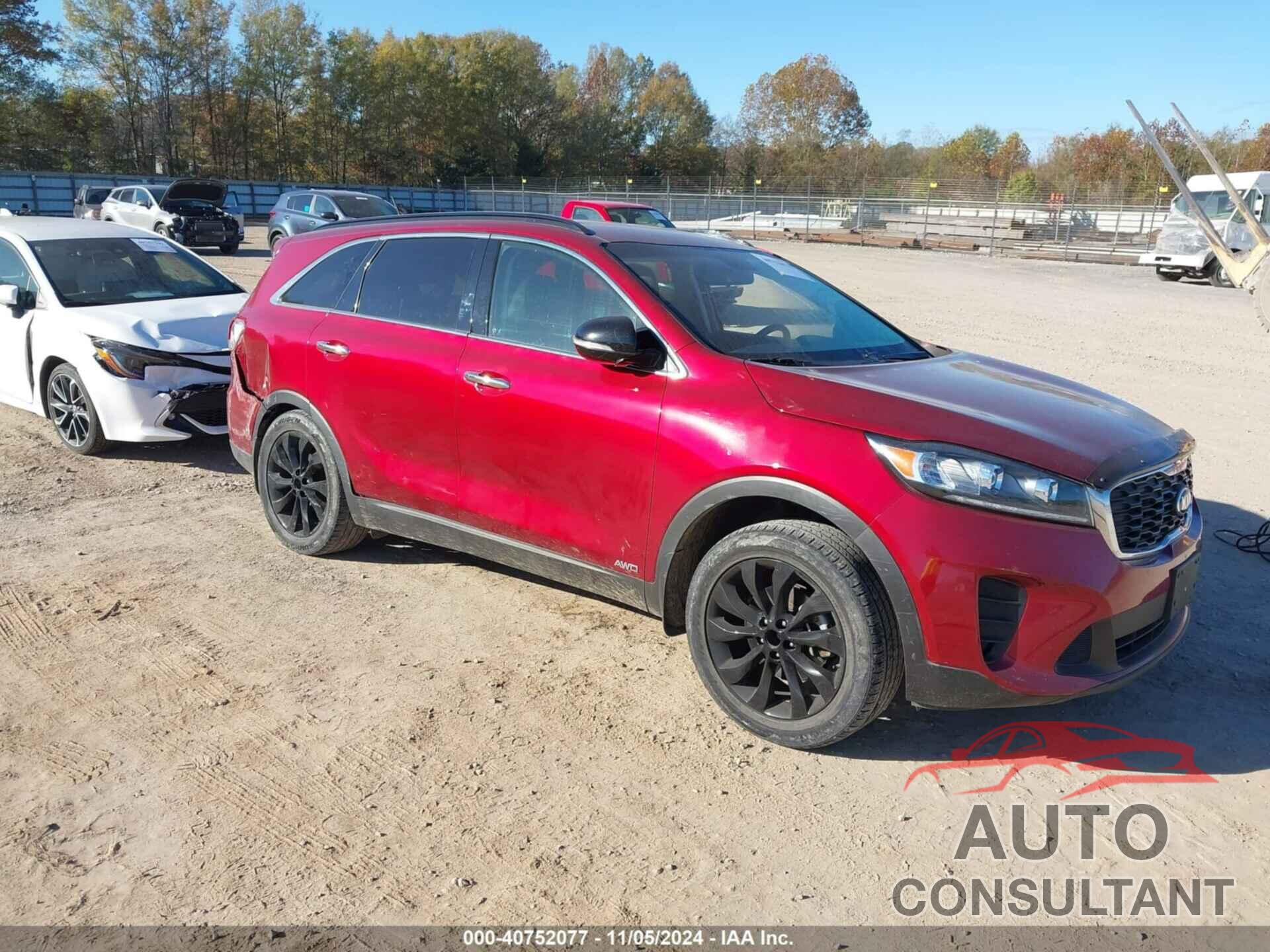 KIA SORENTO 2019 - 5XYPGDA58KG587136