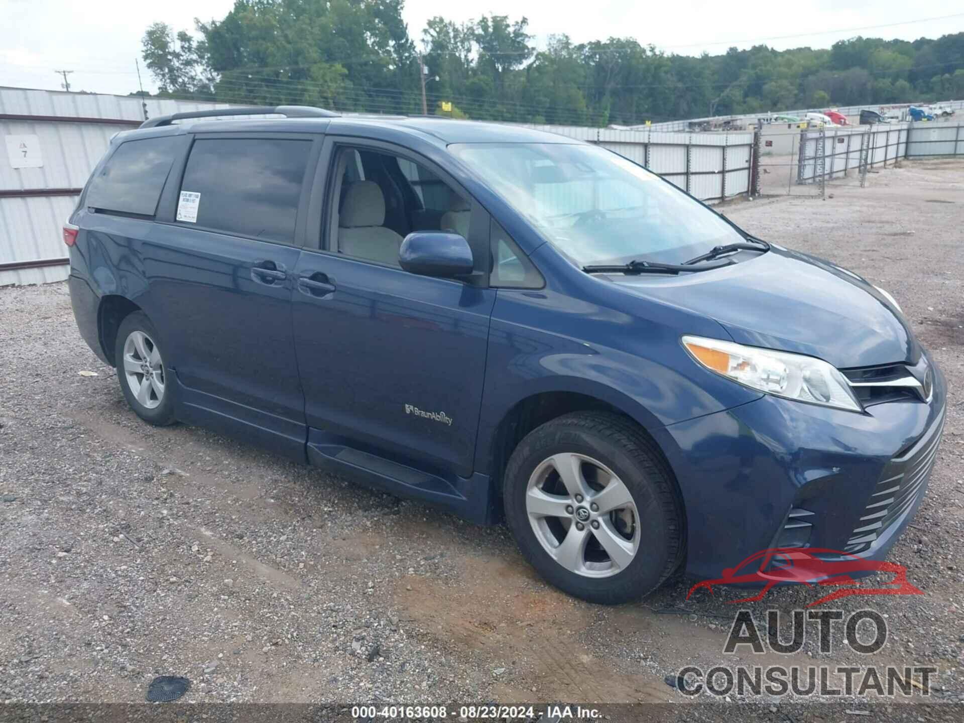 TOYOTA SIENNA 2018 - 5TDKZ3DC2JS910364