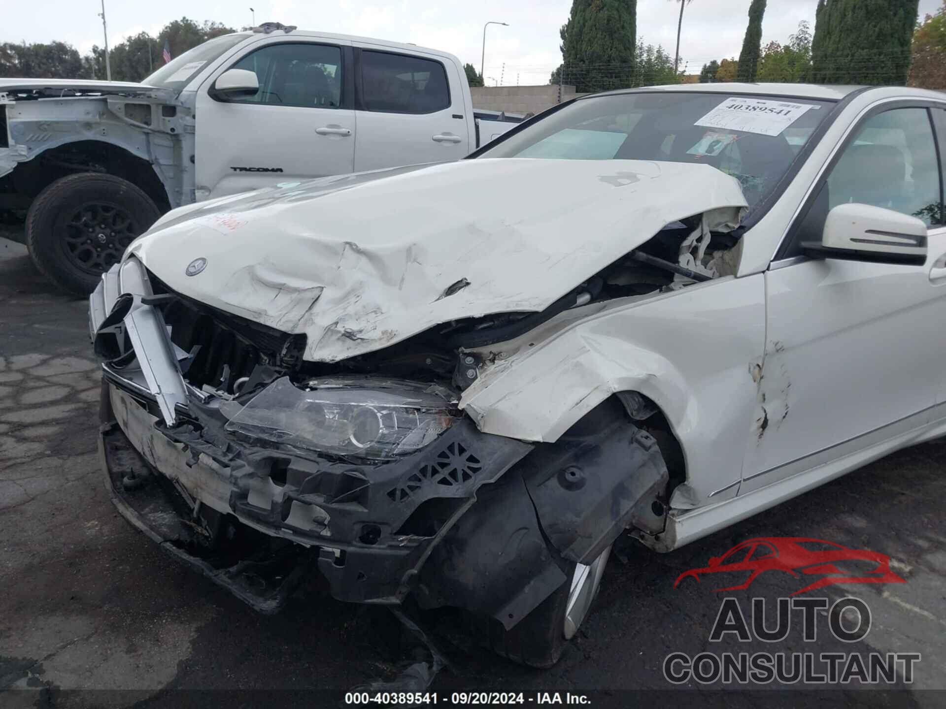 MERCEDES-BENZ C 300 2011 - WDDGF5EBXBR146530