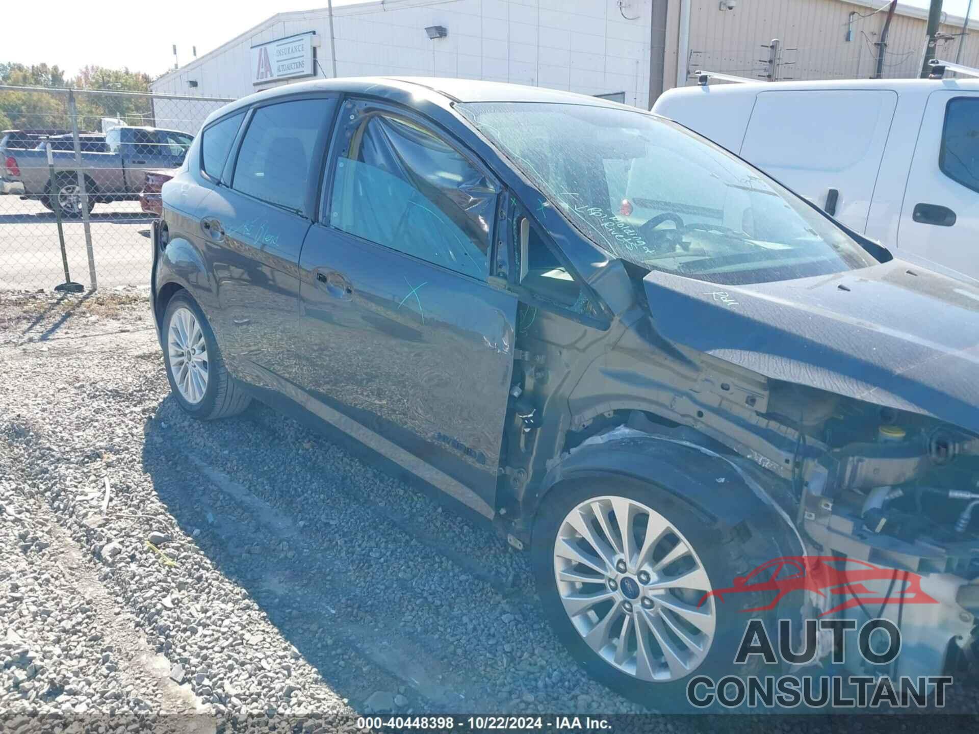 FORD C-MAX HYBRID 2018 - 1FADP5AU1JL103753