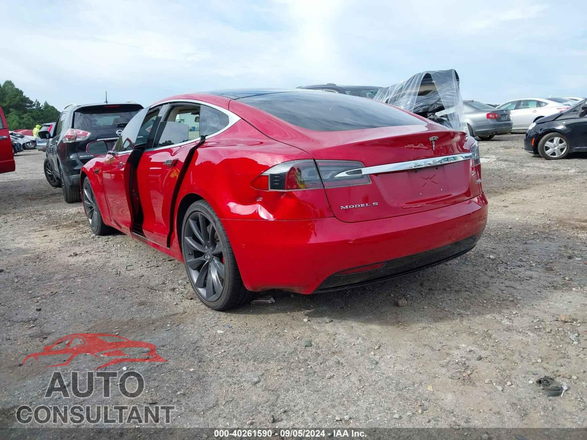 TESLA MODEL S 2017 - 5YJSA1E44HF221007