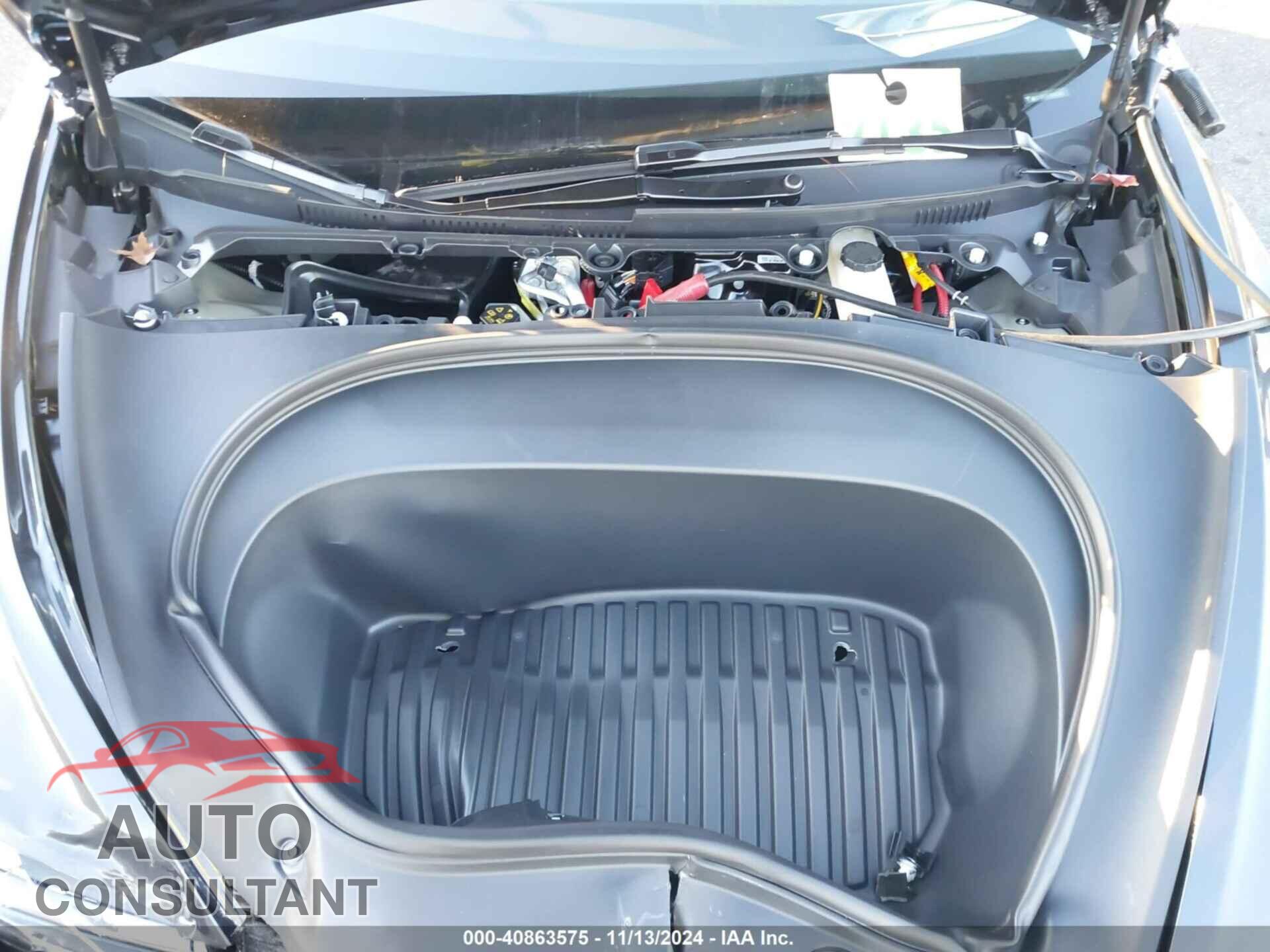 TESLA MODEL 3 2024 - 5YJ3E1EA7RF853483