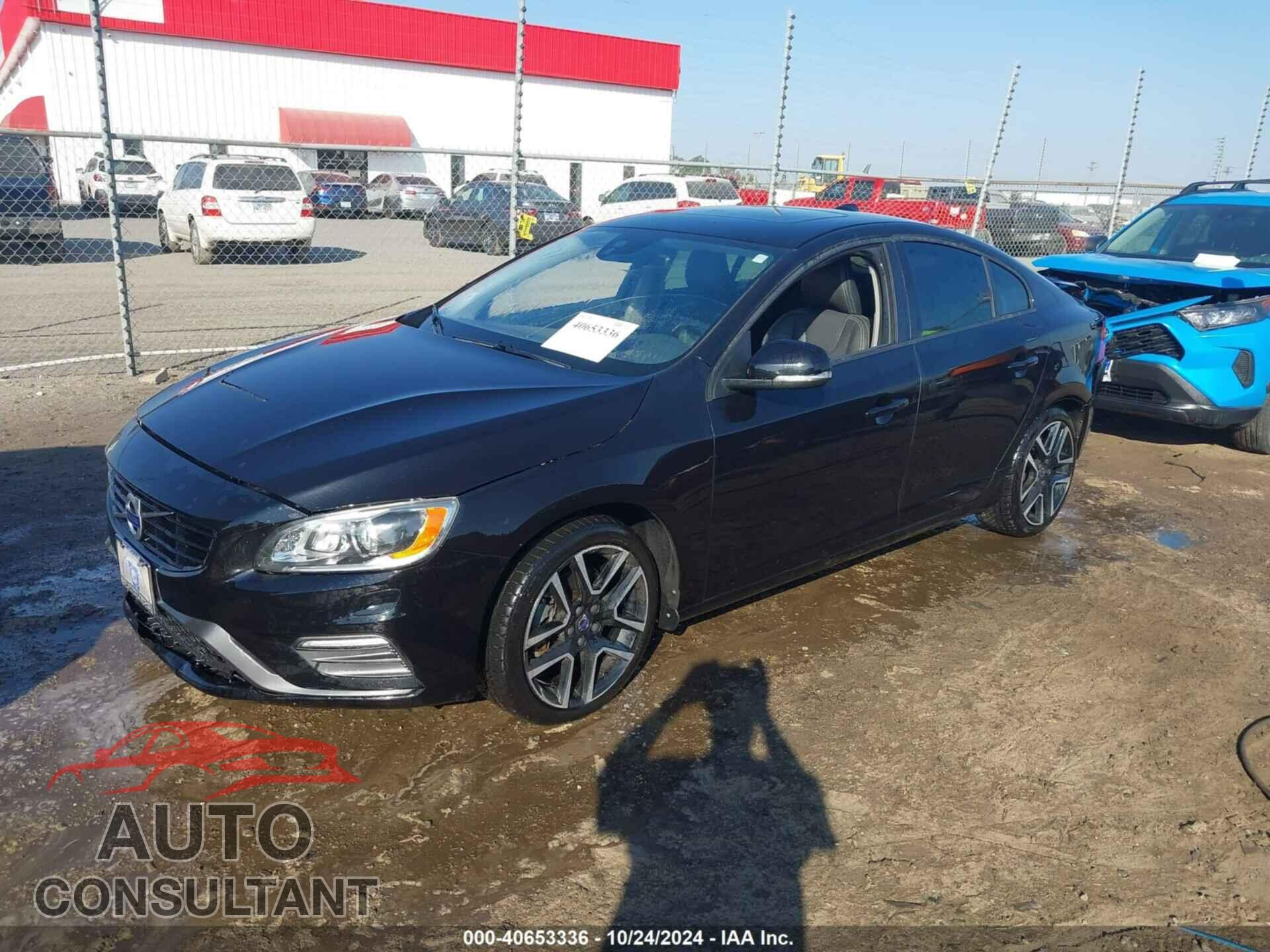 VOLVO S60 2017 - YV126MFL0H2425504