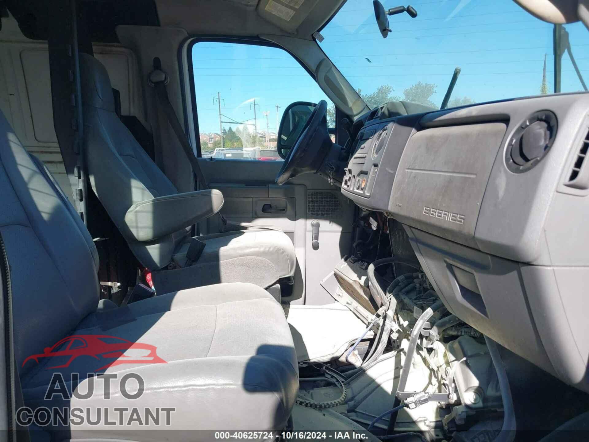 FORD E-150 2013 - 1FTNE1EW4DDA34256