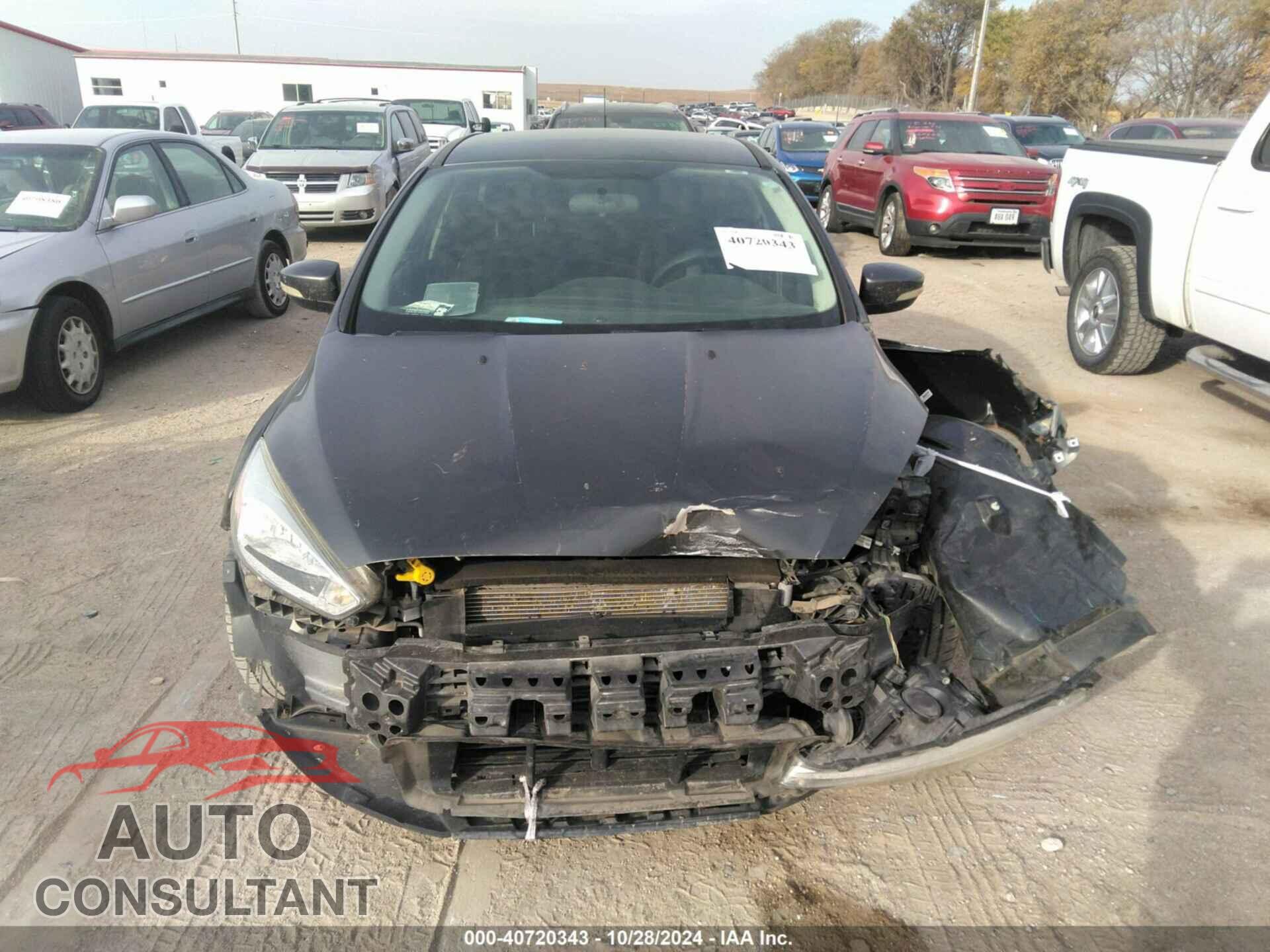 FORD FOCUS 2017 - 1FADP3K22HL205445