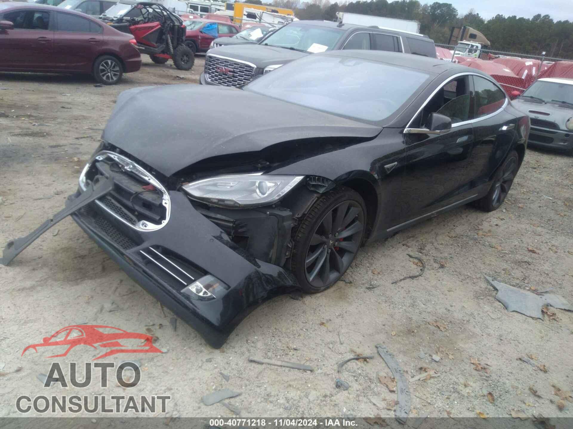TESLA MODEL S 2014 - 5YJSA1H21EFP63557